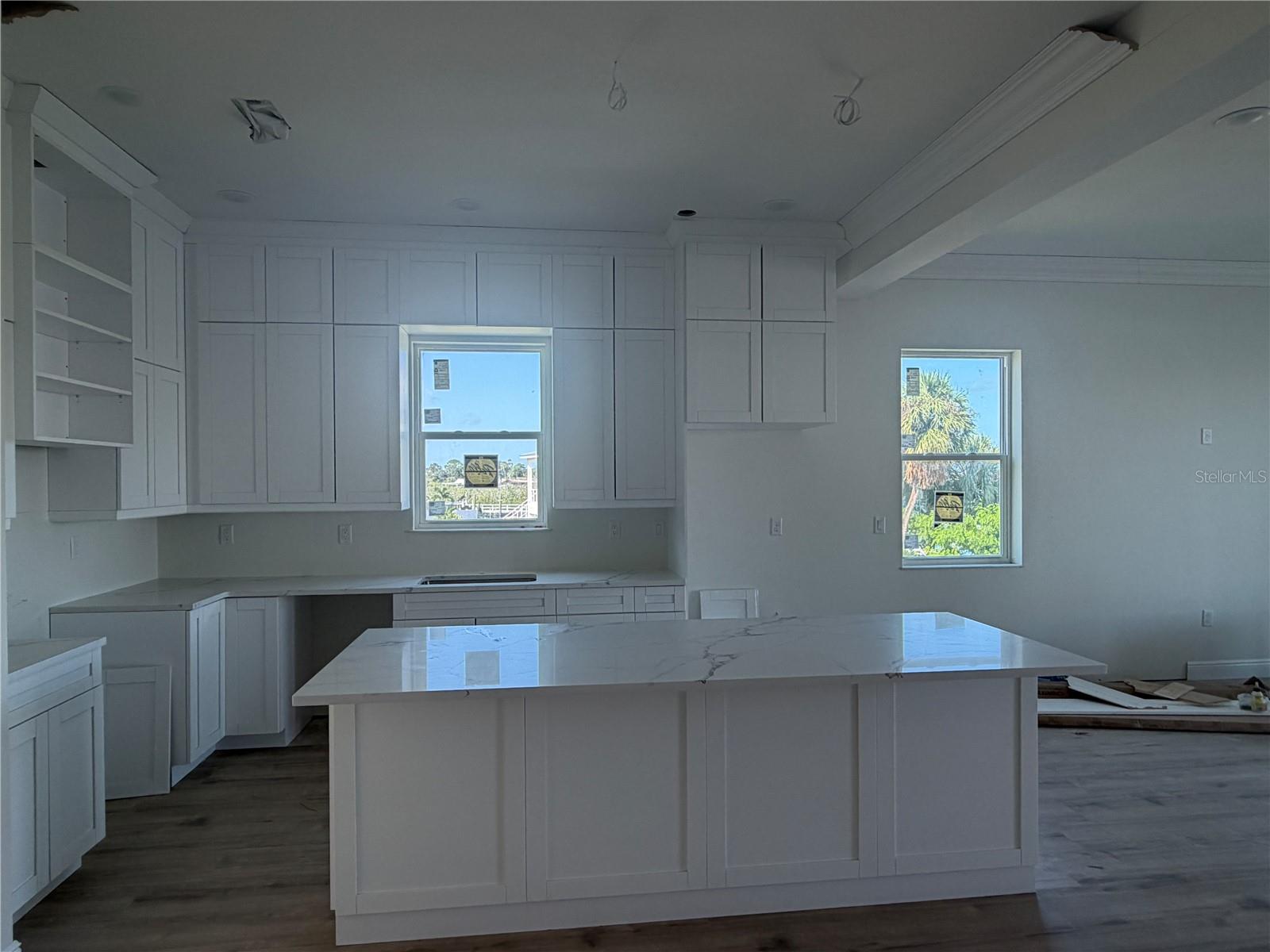 5815 ELISABETHAN LN — photo 9