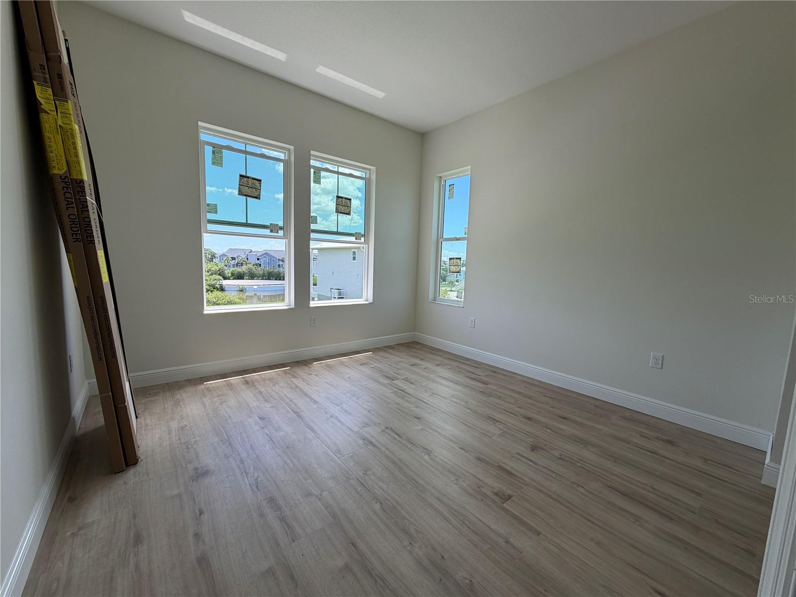 5815 ELISABETHAN LN — photo 14