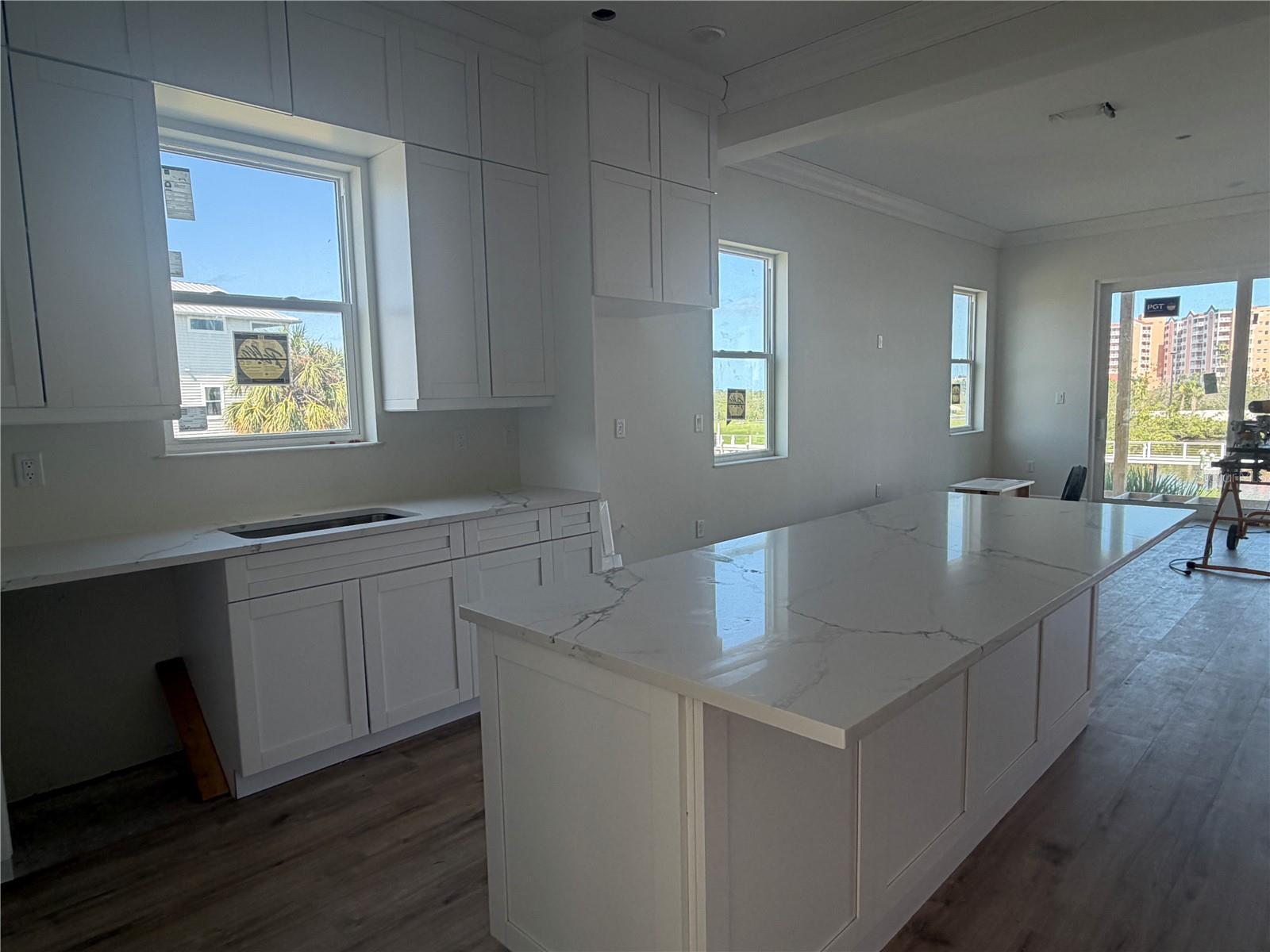 5815 ELISABETHAN LN — photo 10
