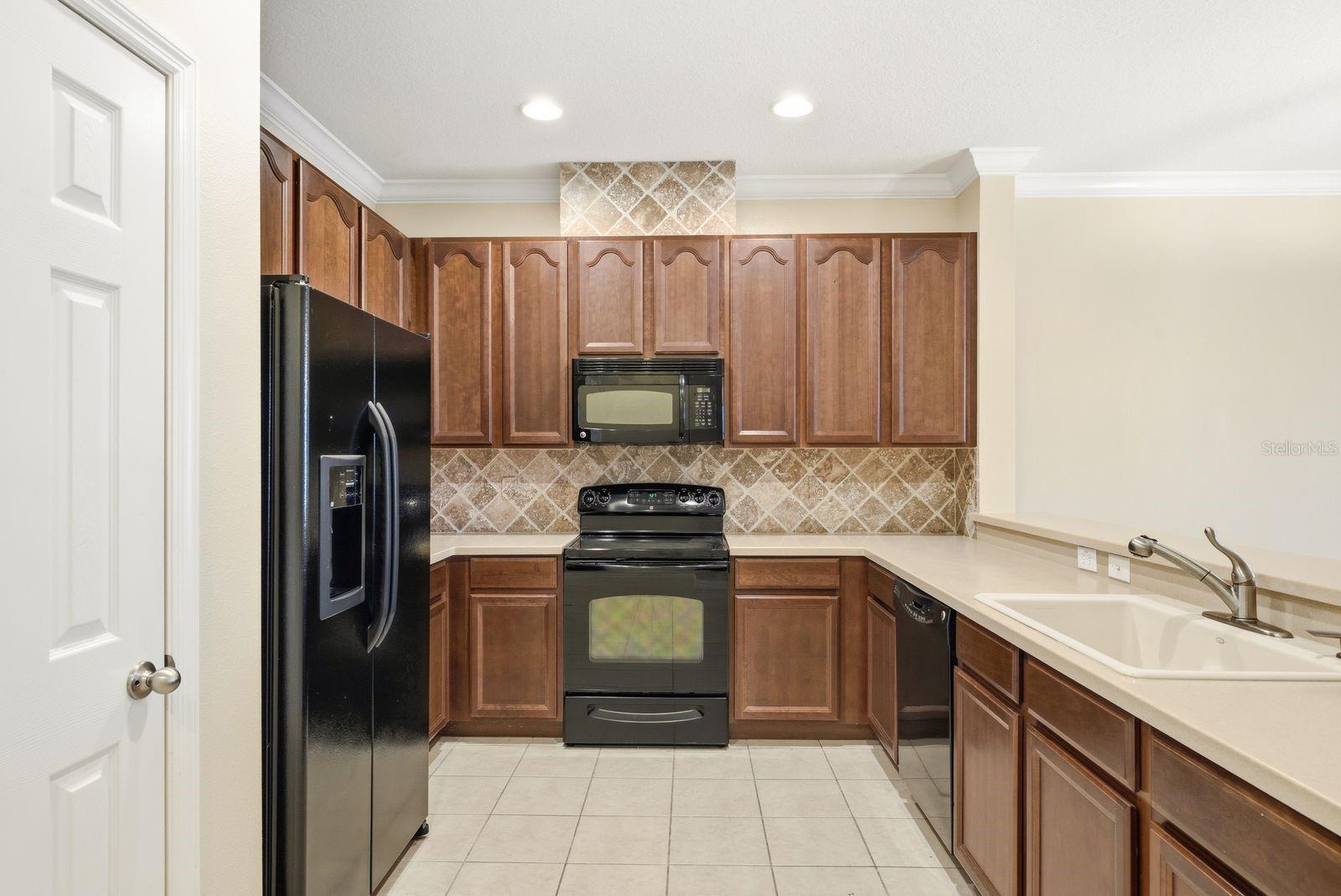 2302 BARRACUDA CT — photo 12