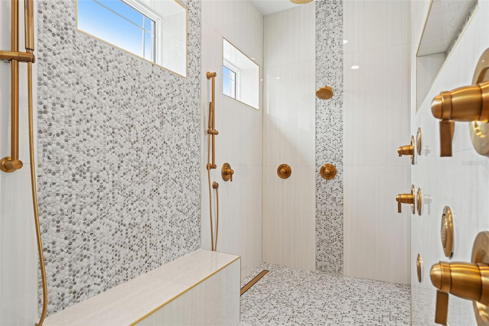 10700 PONTOFINO CIR — photo 40