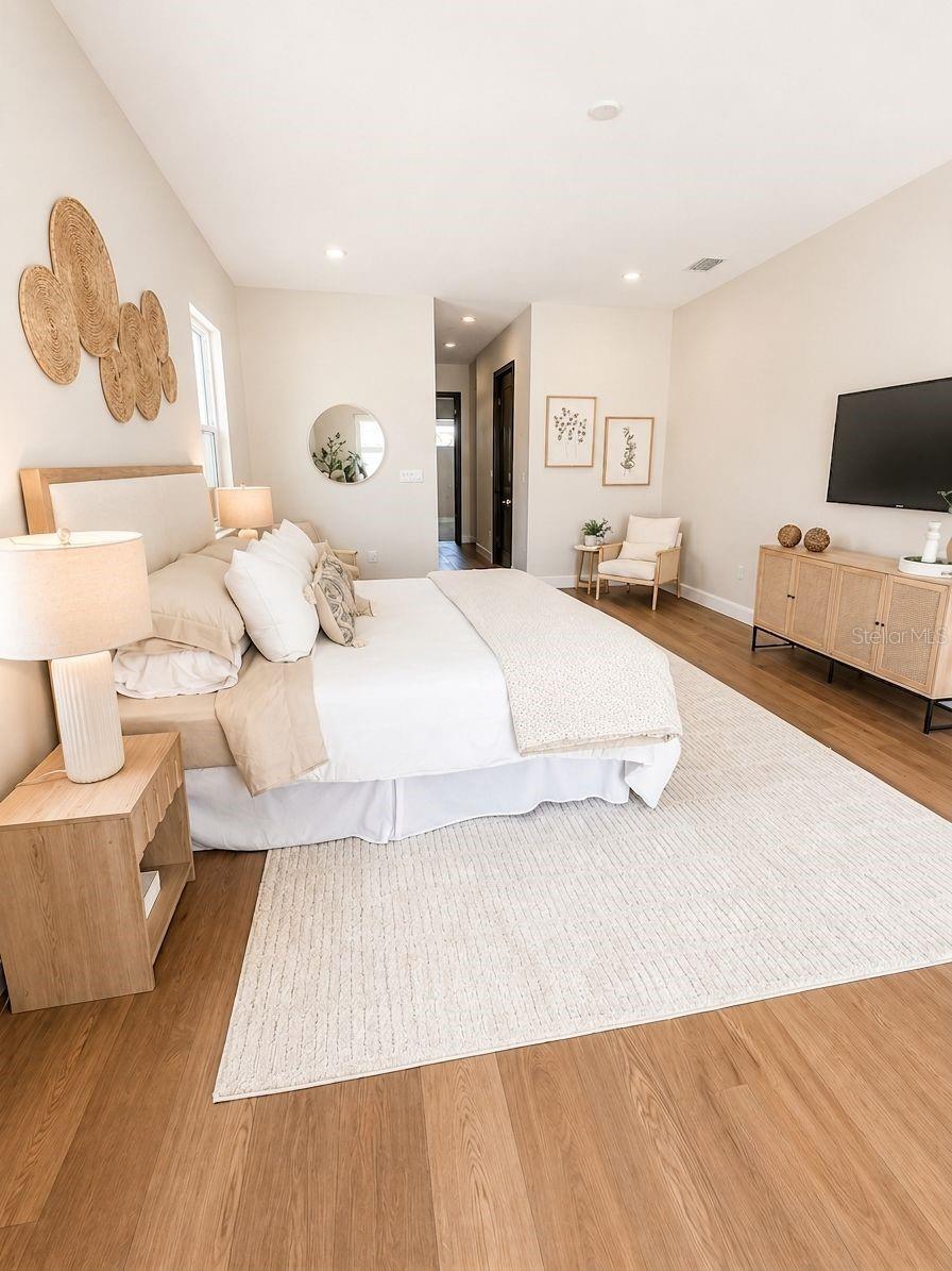 10700 PONTOFINO CIR — photo 29