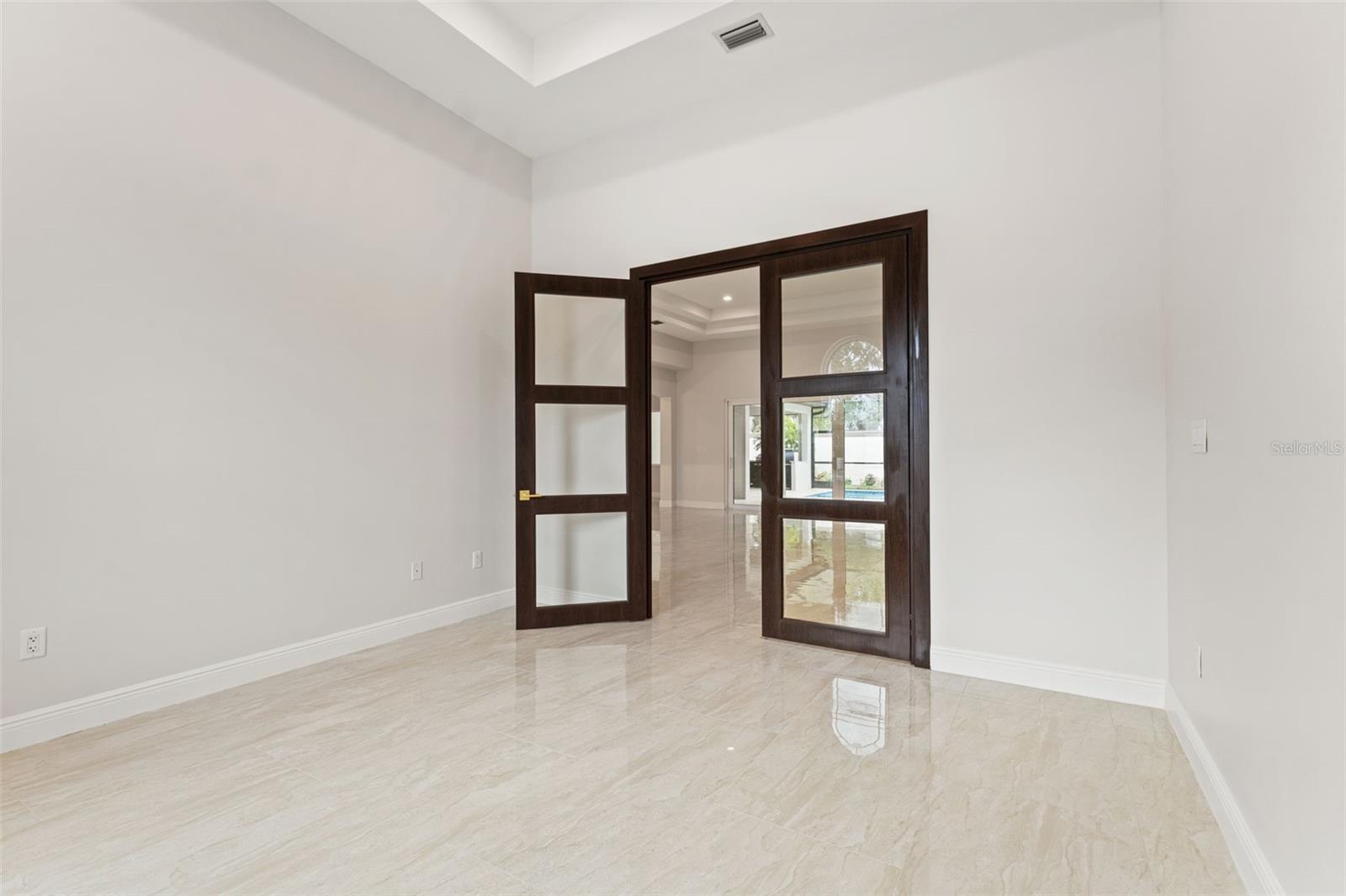 10700 PONTOFINO CIR — photo 15