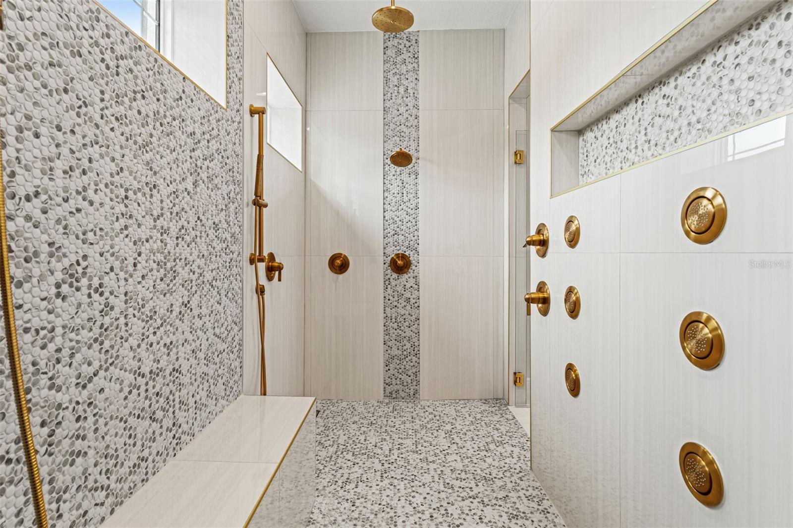 10700 PONTOFINO CIR — photo 34
