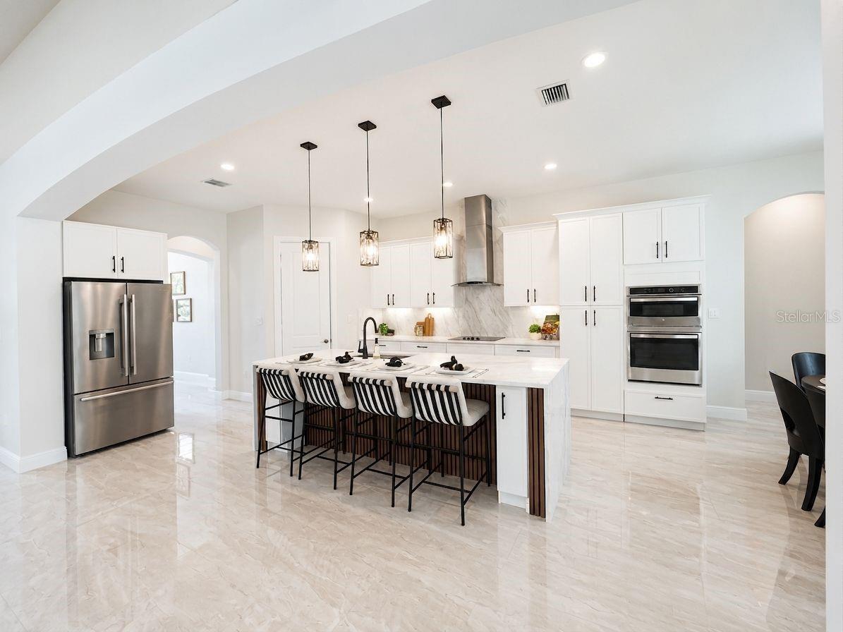 10700 PONTOFINO CIR — photo 20