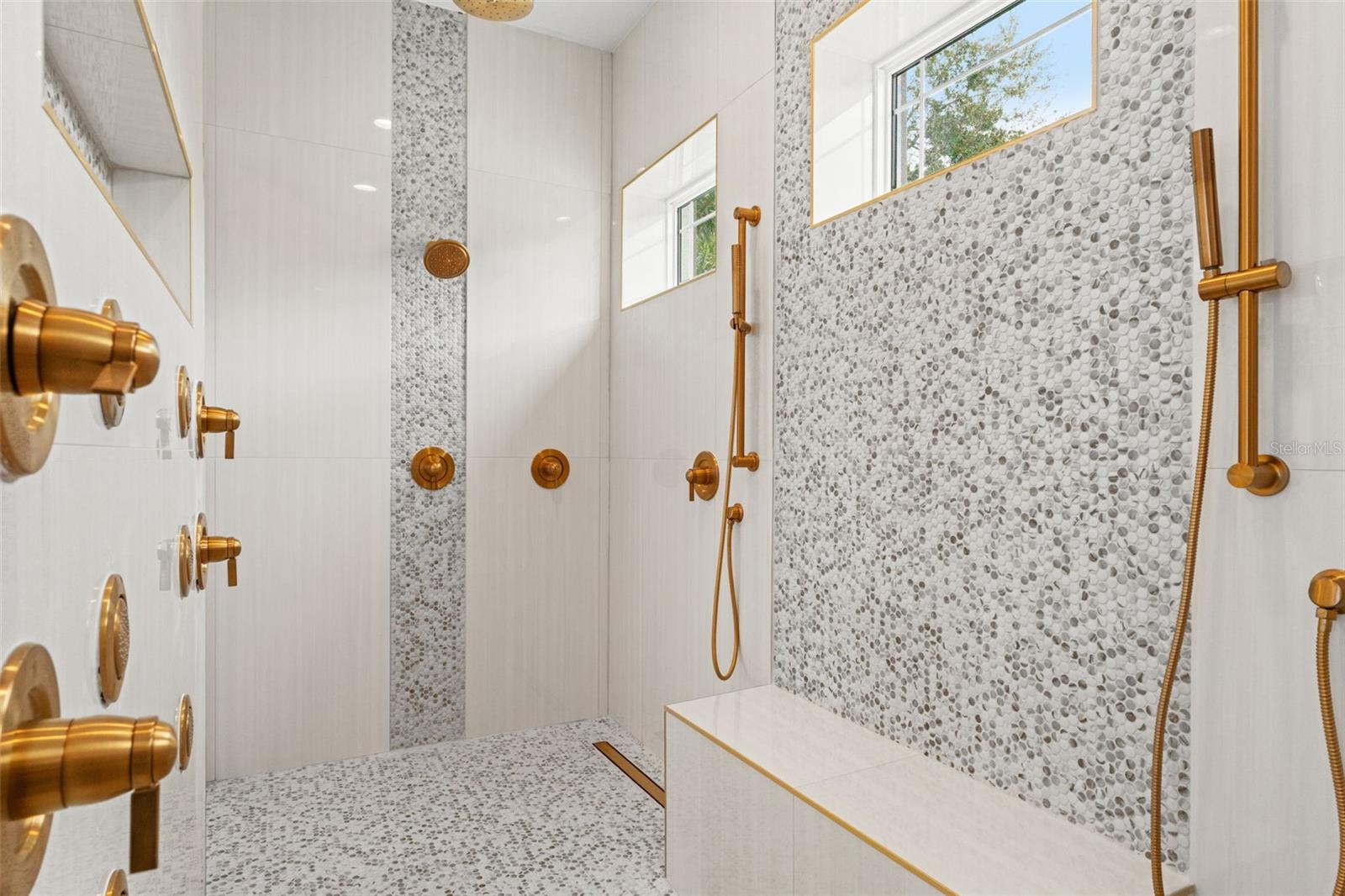 10700 PONTOFINO CIR — photo 38