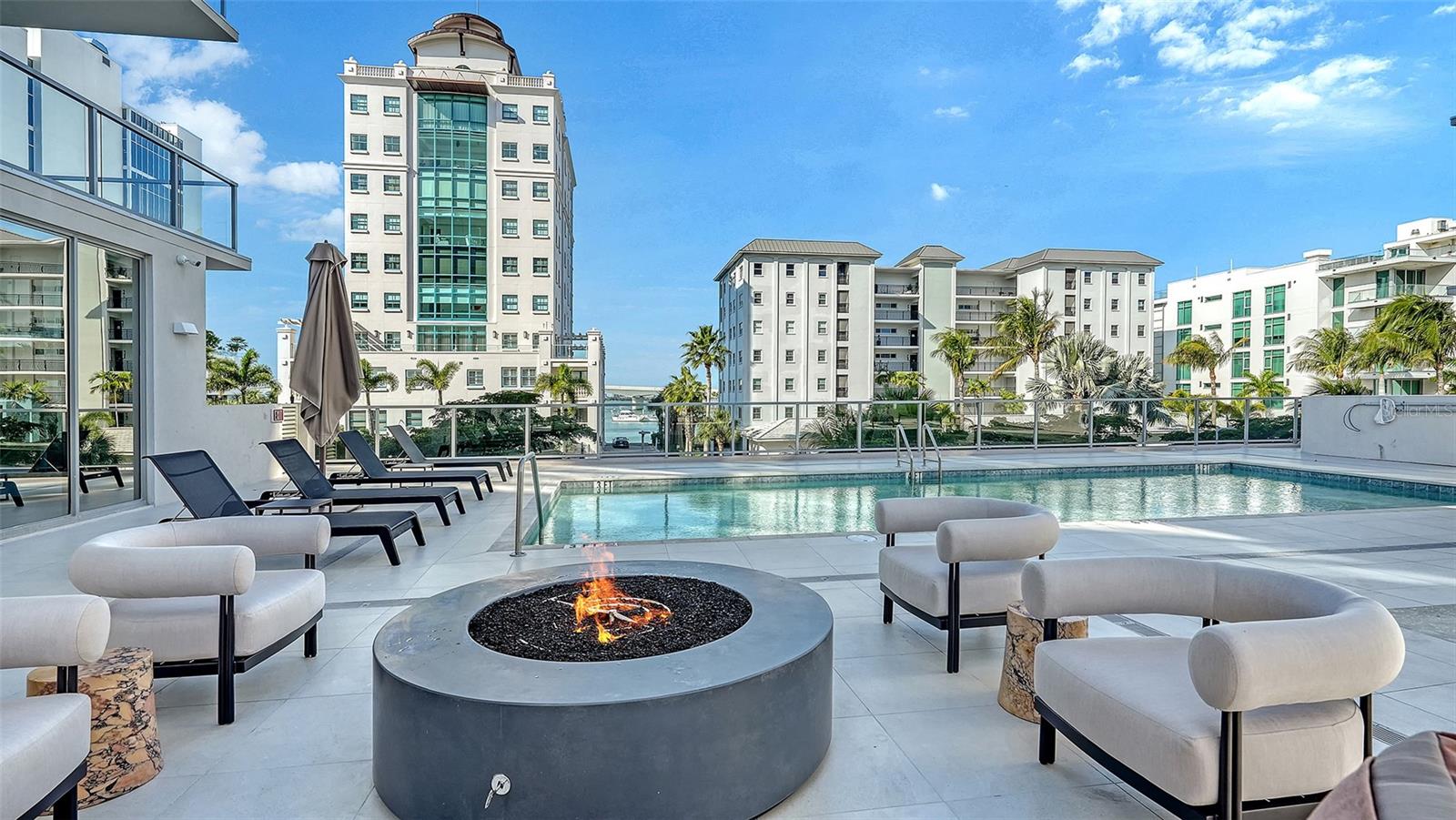 253 GOLDEN GATE POINT #703 — photo 42
