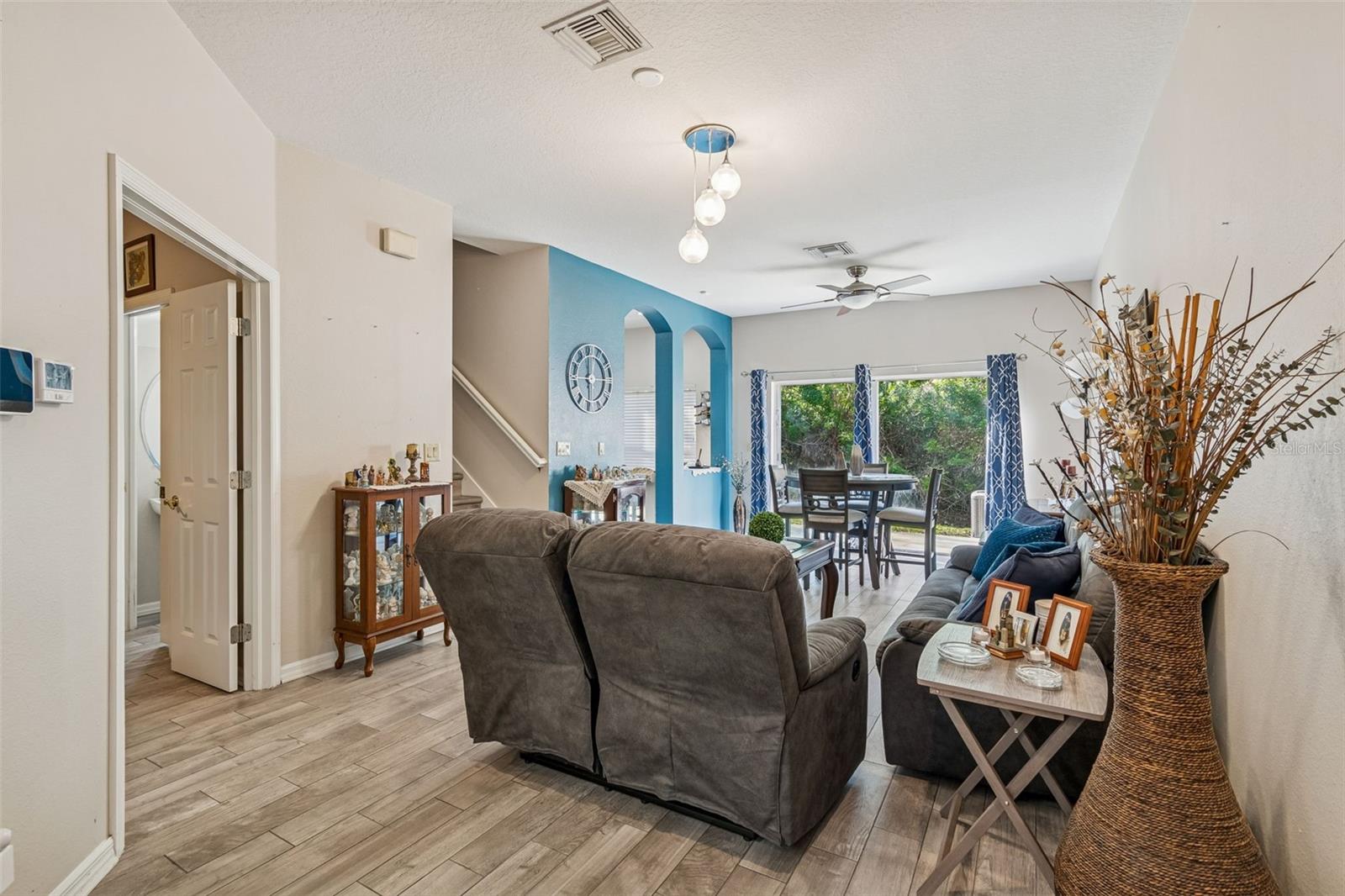 8809 CASABLANCA WAY — photo 5