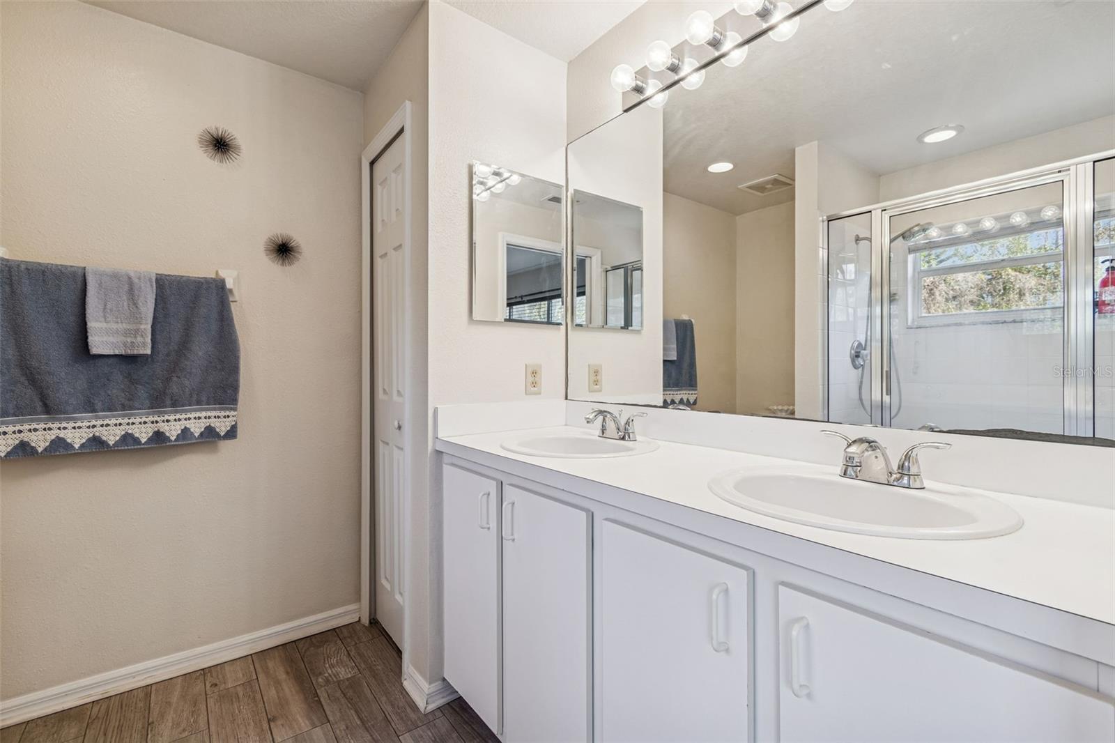 8809 CASABLANCA WAY — photo 25