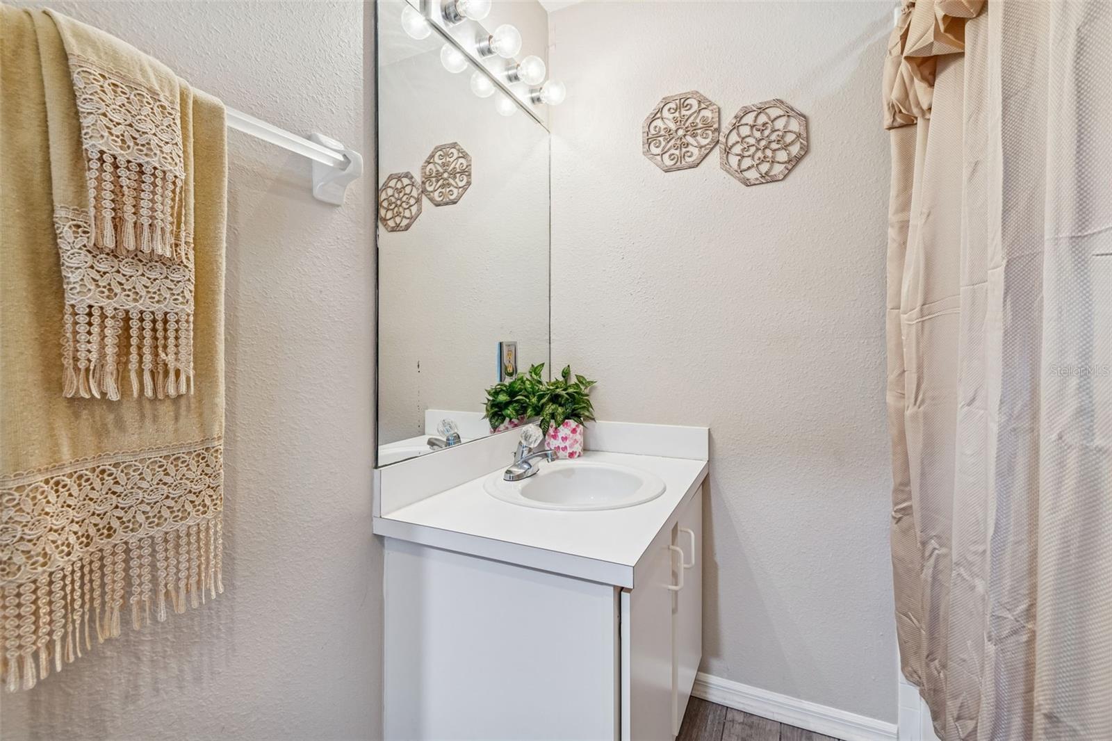 8809 CASABLANCA WAY — photo 33