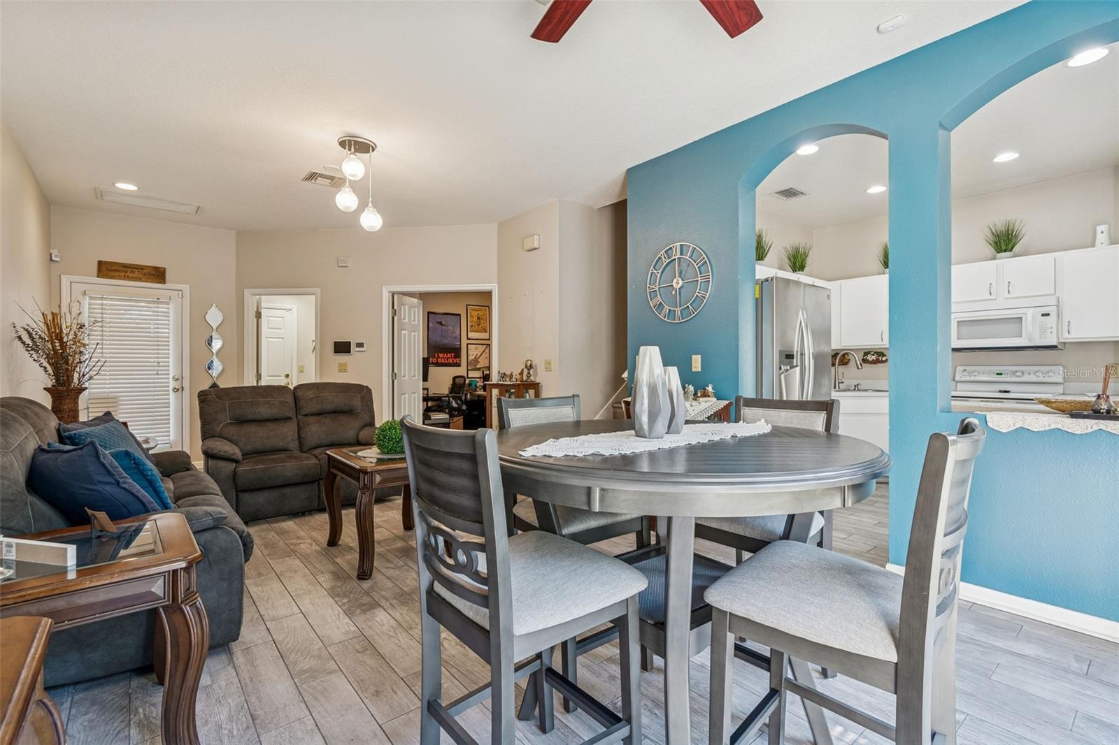 8809 CASABLANCA WAY — photo 9
