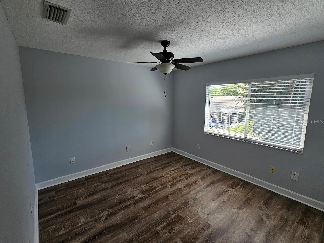 2053 FLUORSHIRE DR — photo 12