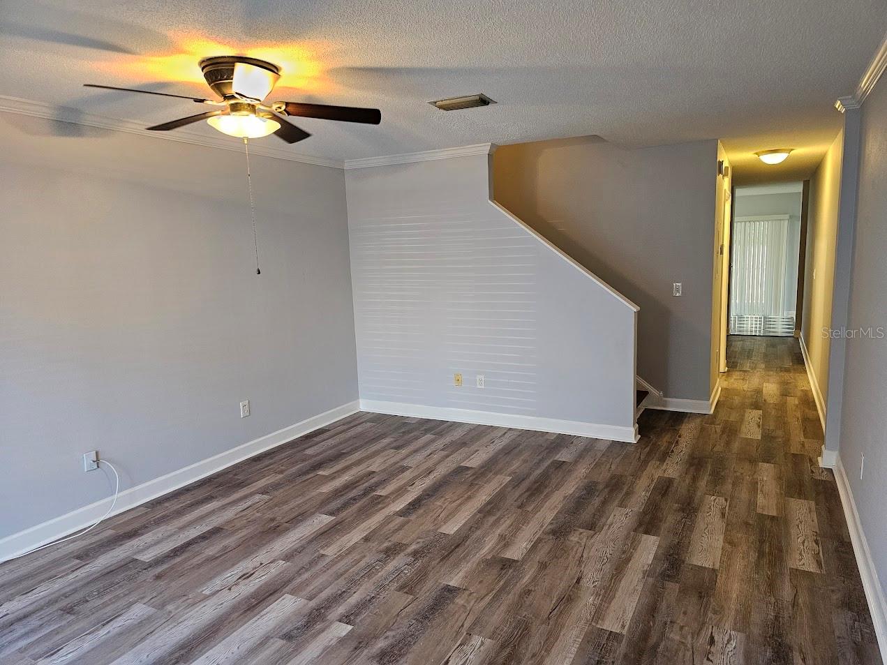 2053 FLUORSHIRE DR — photo 7