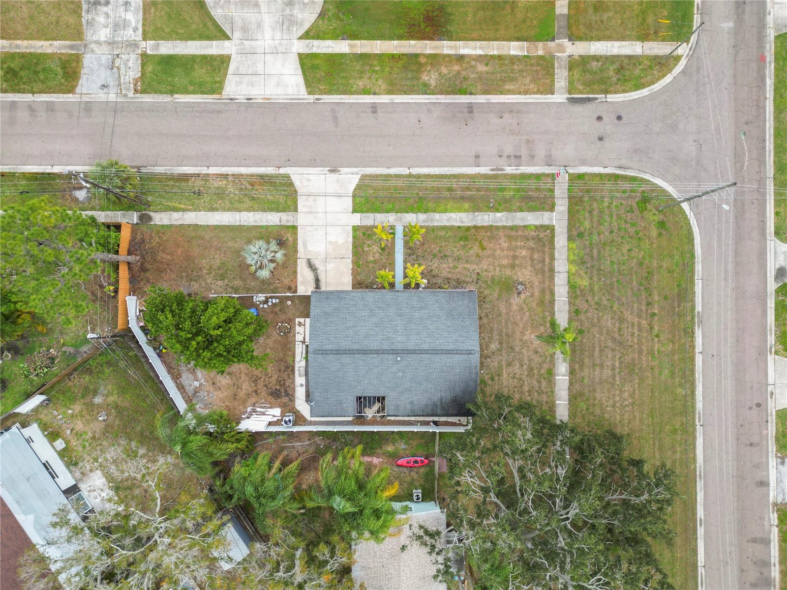 8100 OVERLOOK PL NE — photo 28
