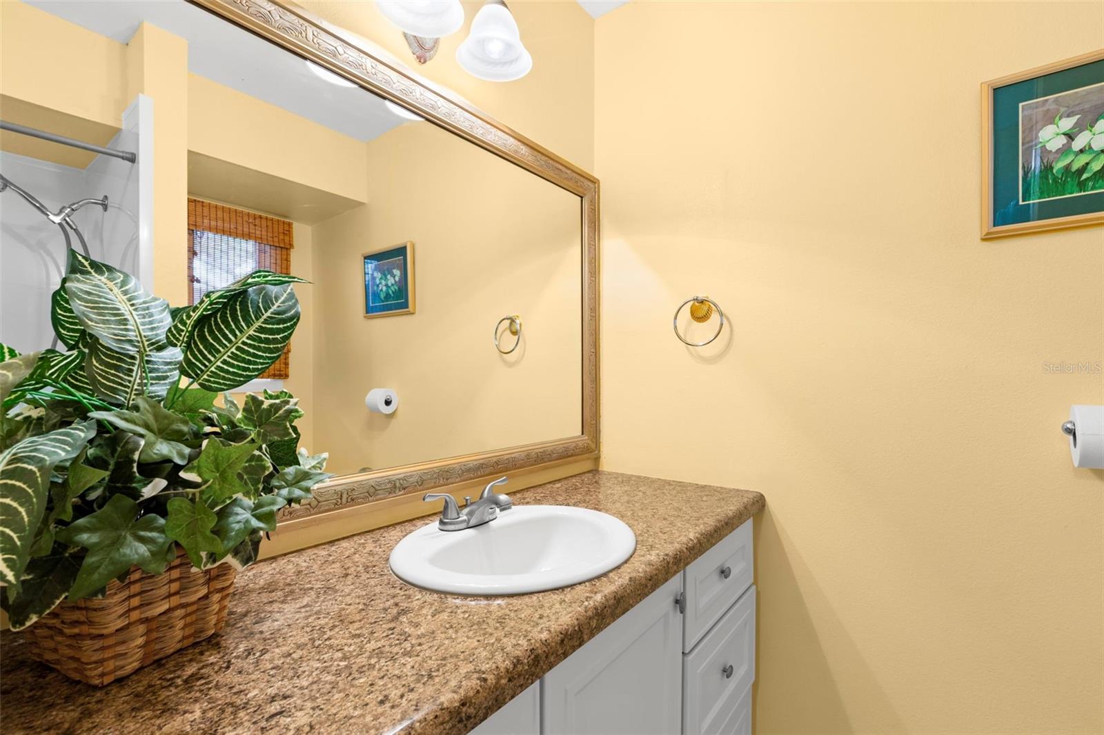 1013 CARAVEL CT — photo 24
