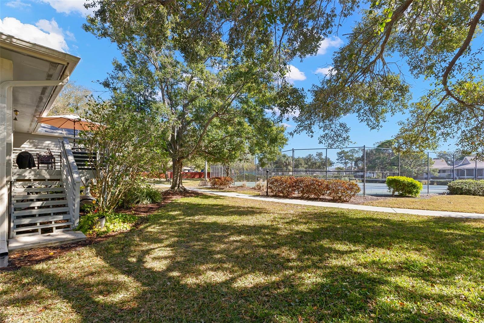 1013 CARAVEL CT — photo 15