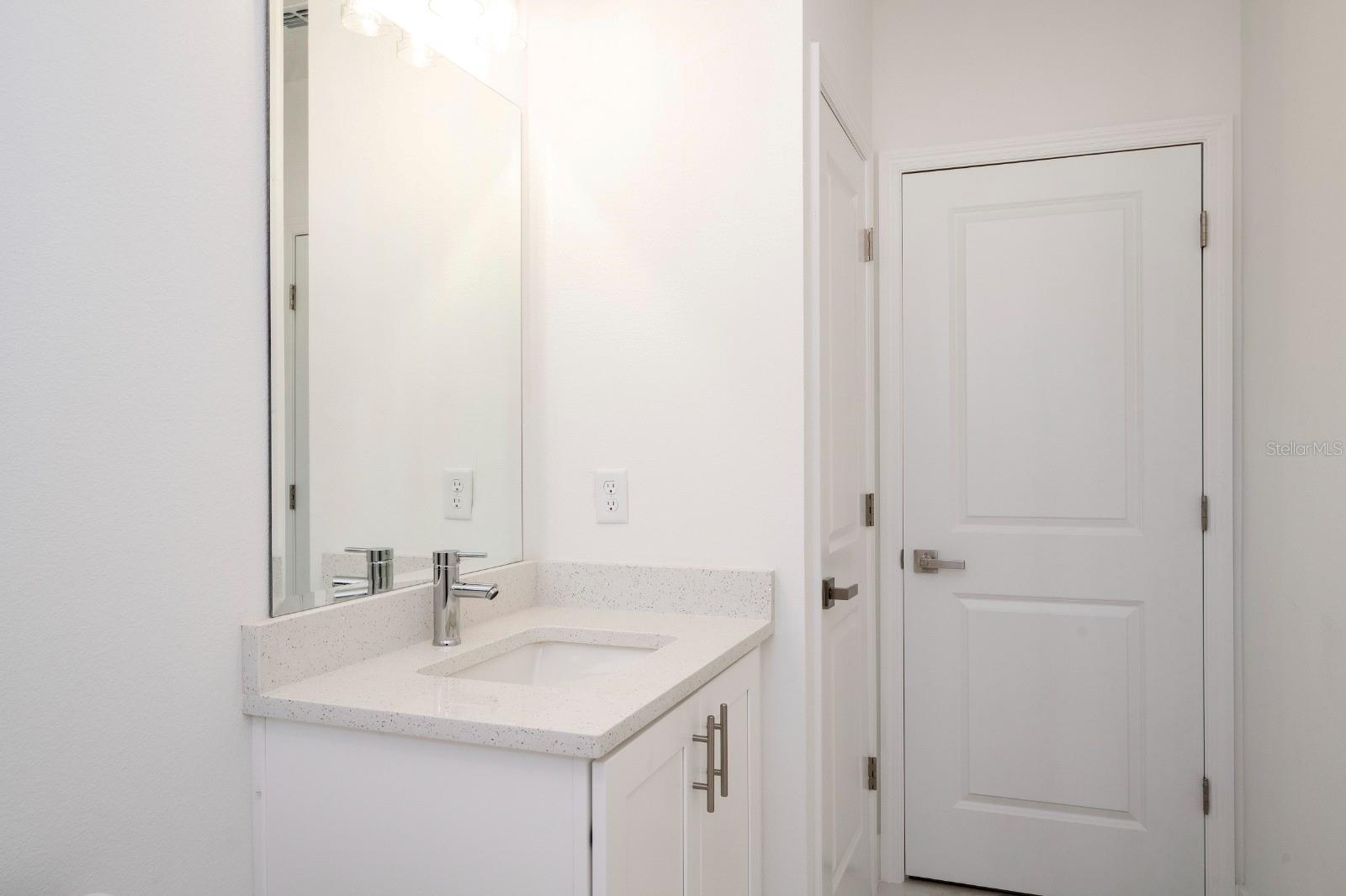 2660 BREWSTER RD — photo 40
