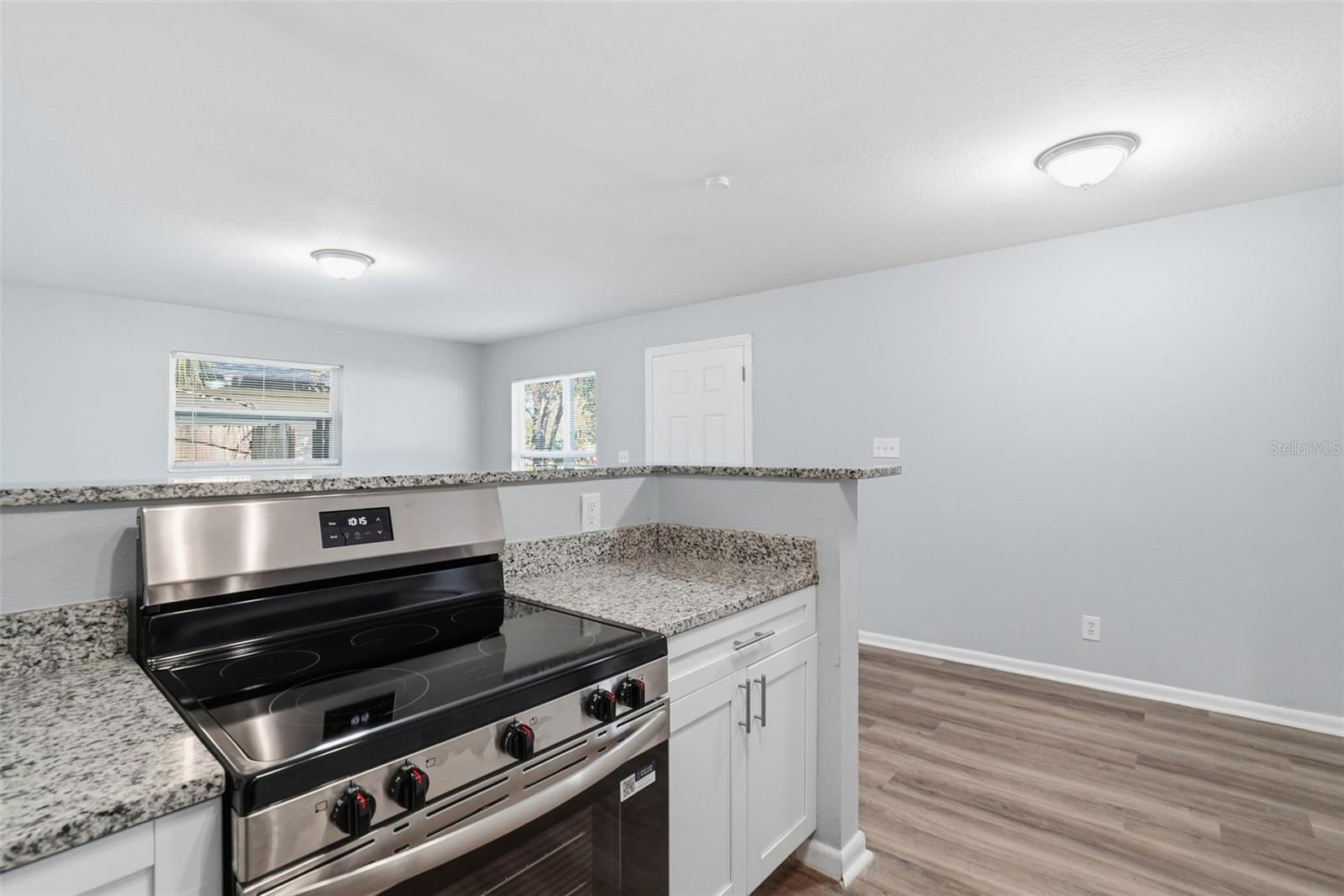4410 W WYOMING AVE — photo 13