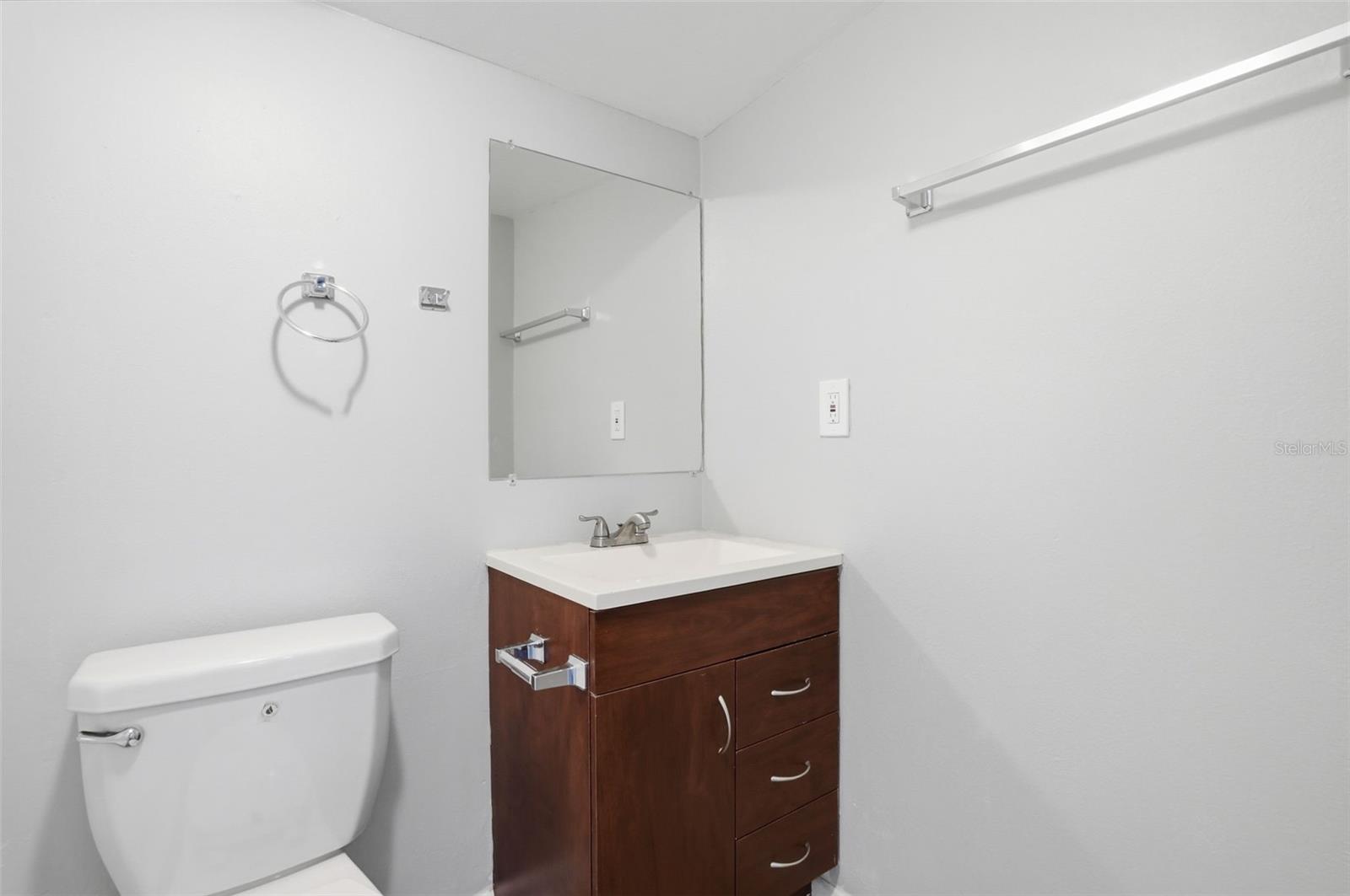 4410 W WYOMING AVE — photo 23
