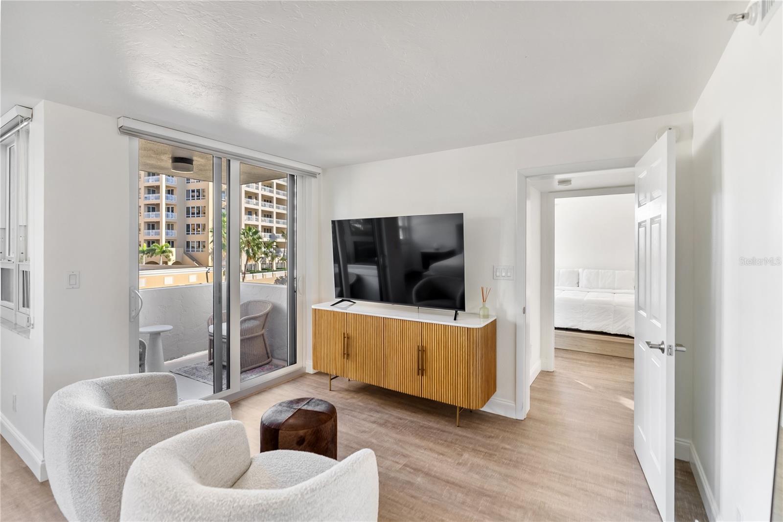 101 SUNSET DR #402 — photo 32