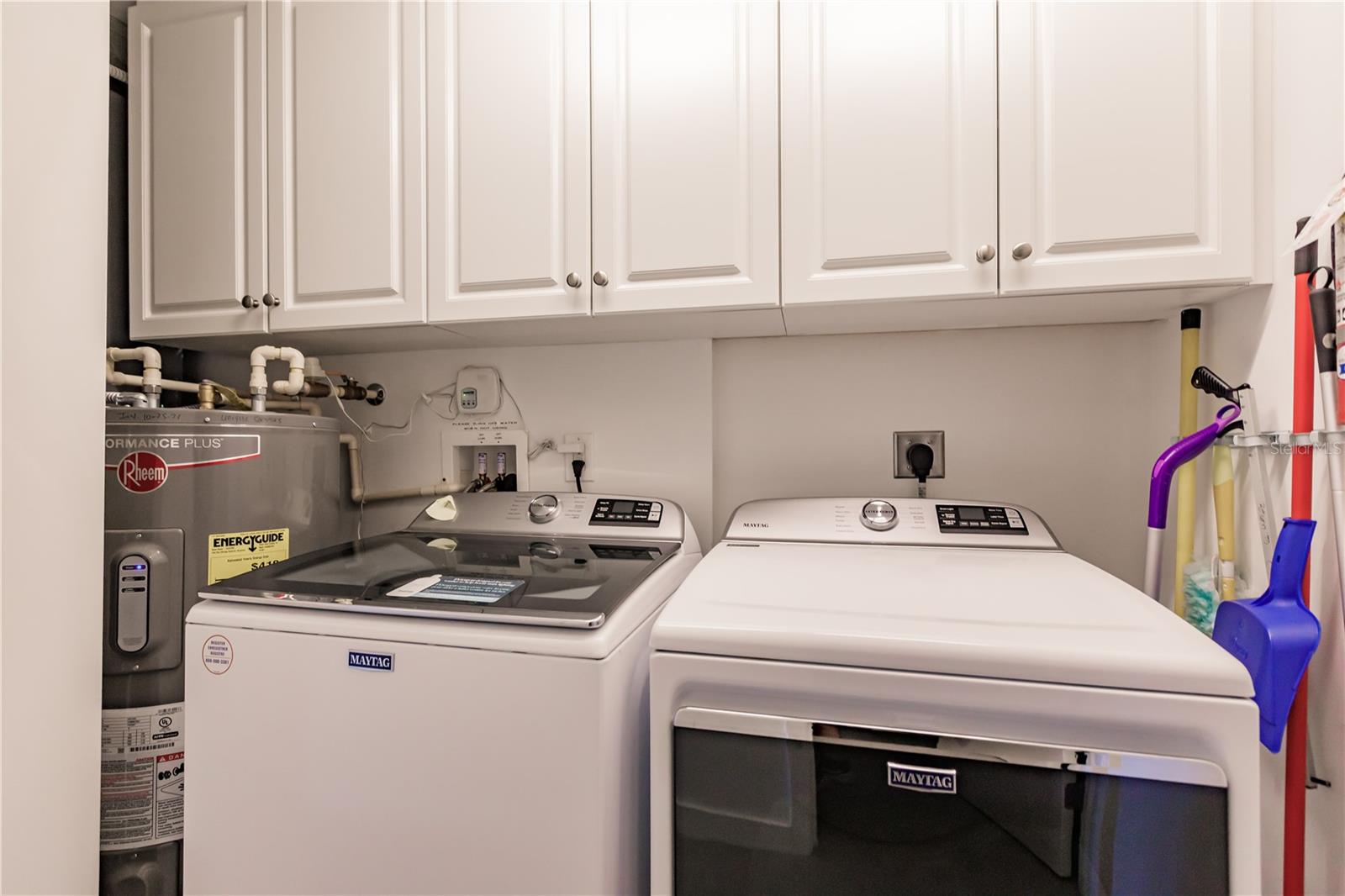 1200 E PEPPERTREE LN #402 — photo 25