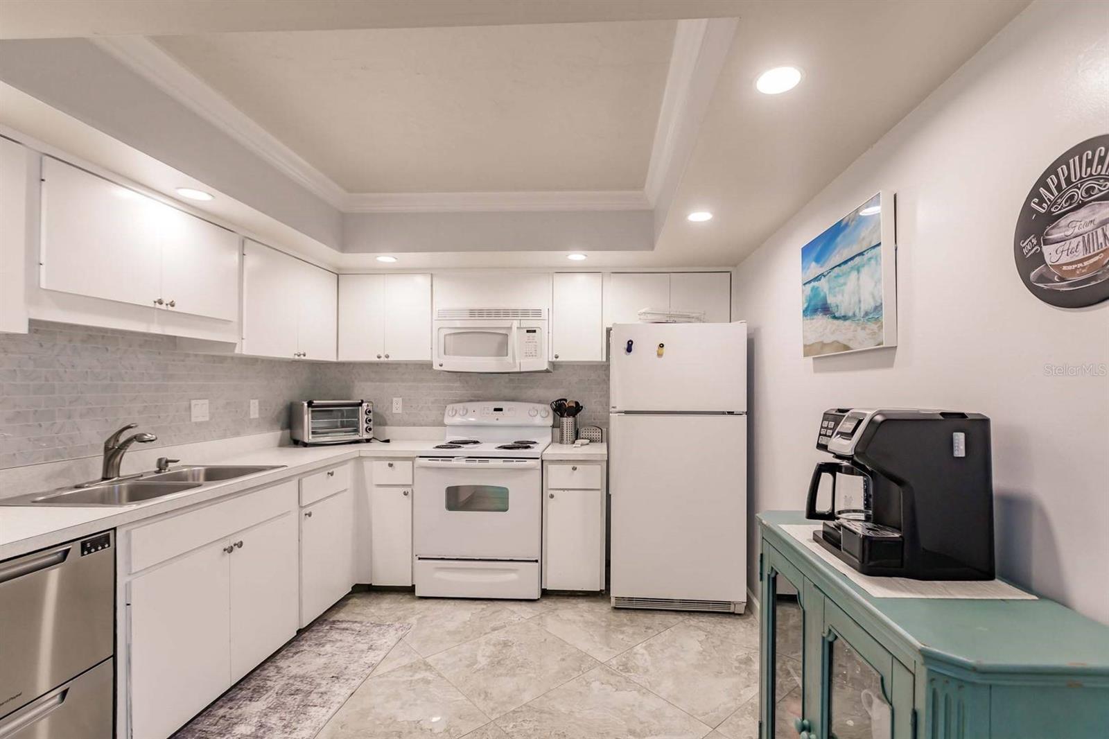 1200 E PEPPERTREE LN #206 — photo 13