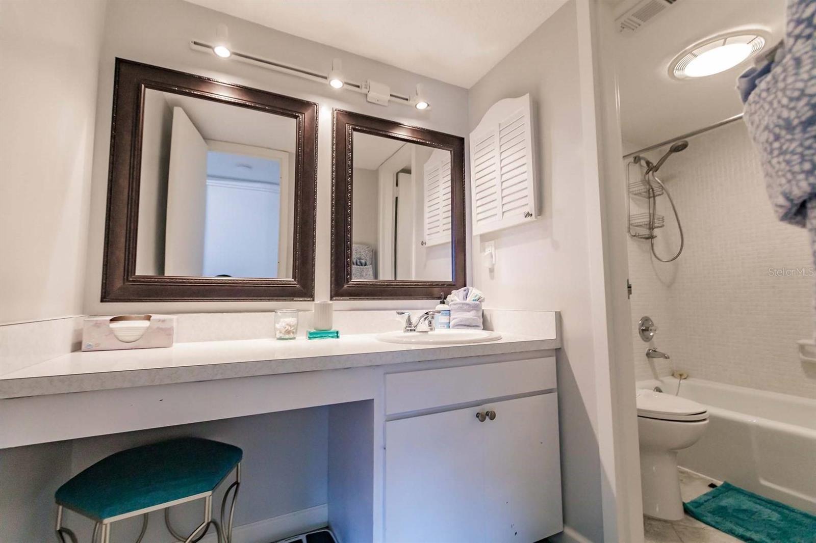 1200 E PEPPERTREE LN #206 — photo 6