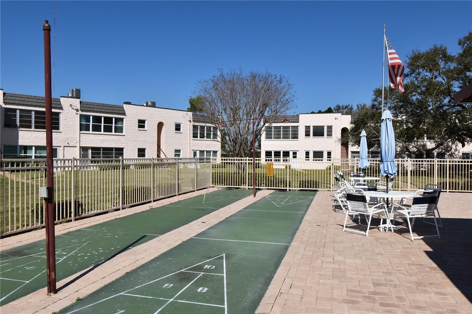 121 FERNWOOD CIR #121 — photo 45