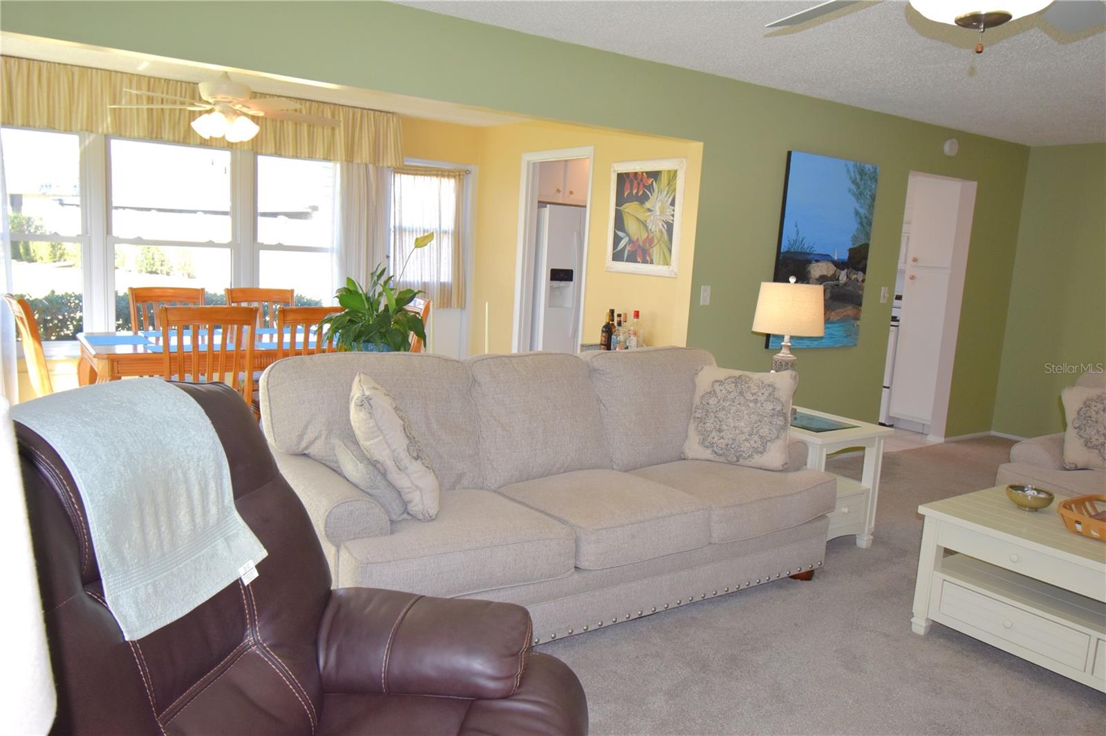 121 FERNWOOD CIR #121 — photo 5