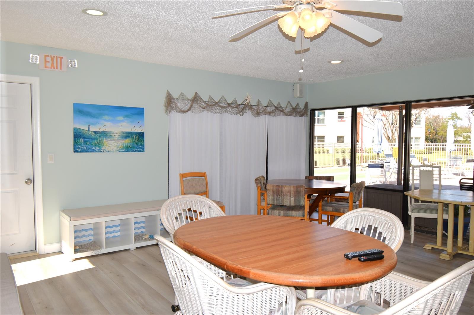 121 FERNWOOD CIR #121 — photo 50