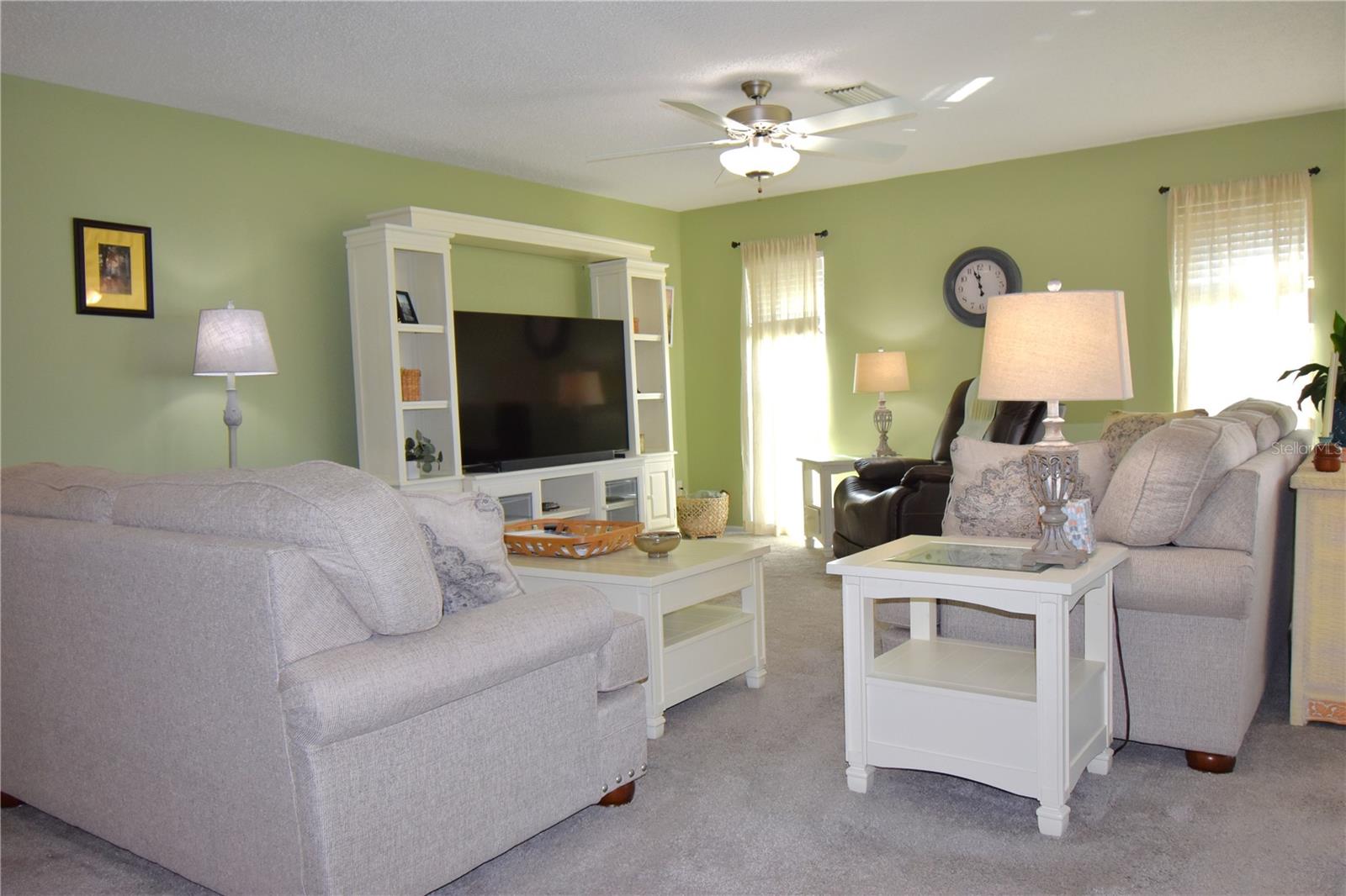 121 FERNWOOD CIR #121 — photo 14