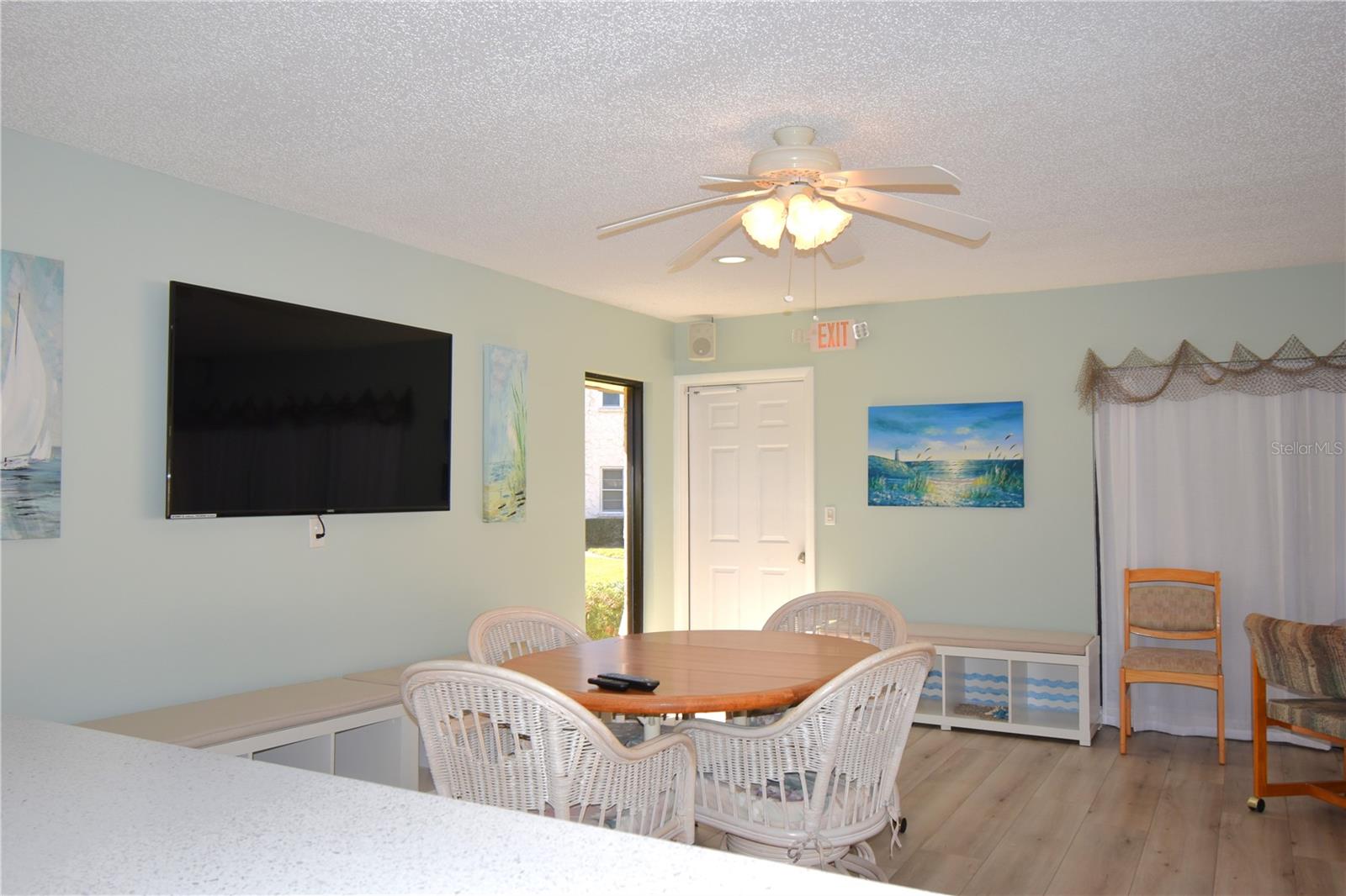 121 FERNWOOD CIR #121 — photo 48