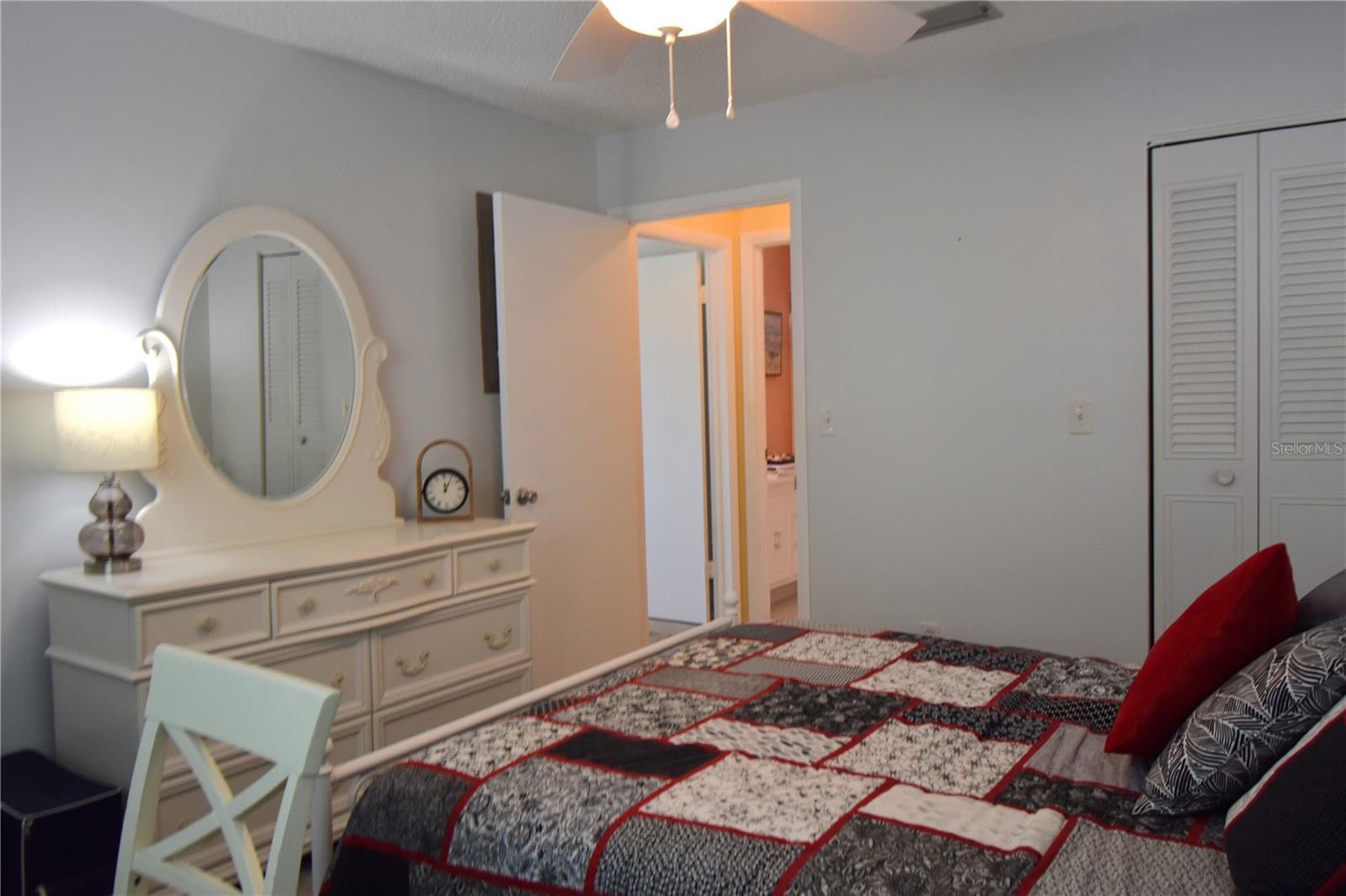 121 FERNWOOD CIR #121 — photo 26