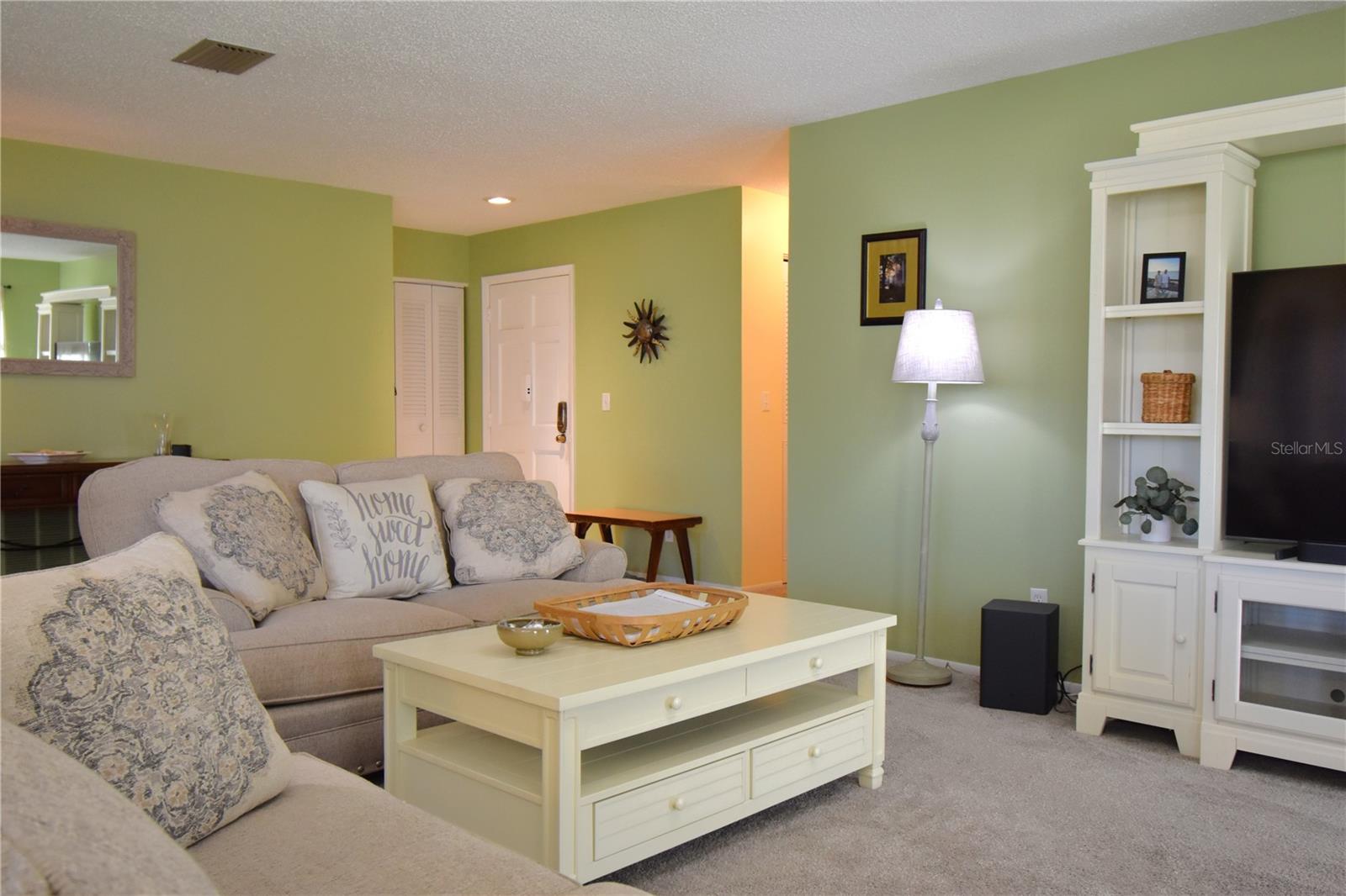 121 FERNWOOD CIR #121 — photo 12