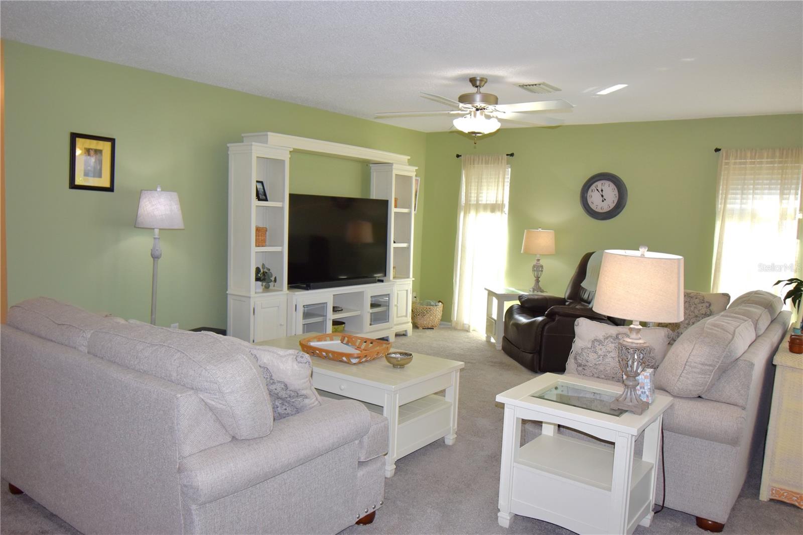 121 FERNWOOD CIR #121 — photo 3