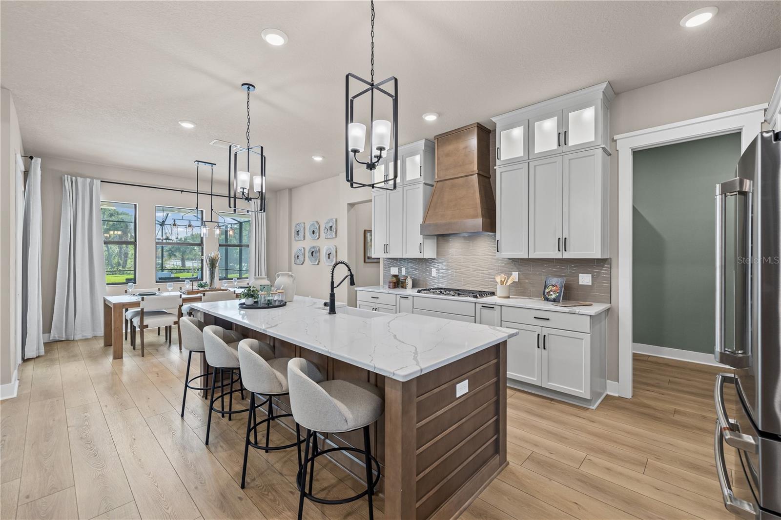 709 ESTATES BLVD — photo 8