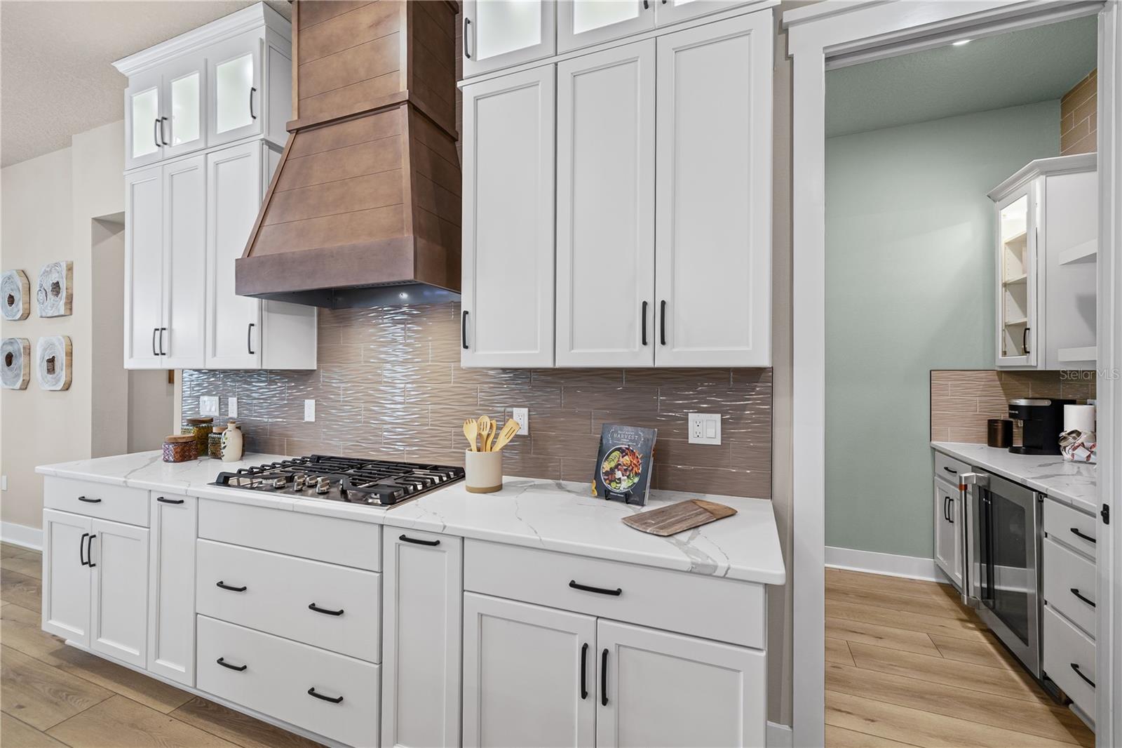 709 ESTATES BLVD — photo 13