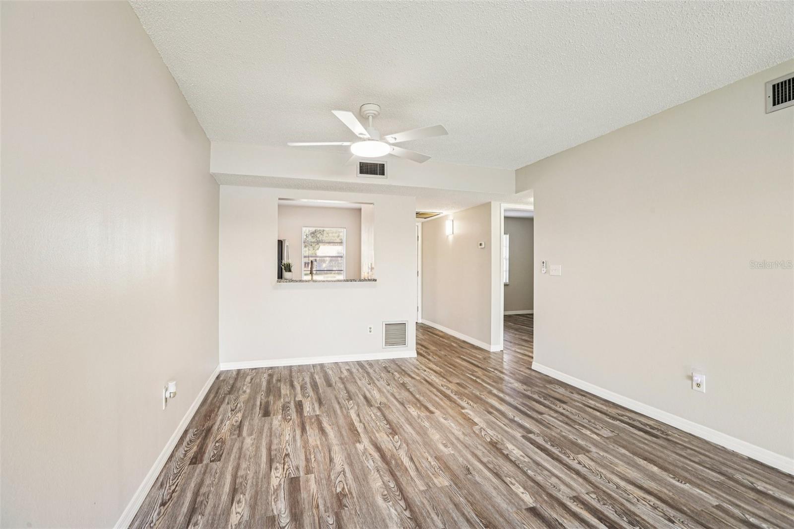 11120 CARRIAGE HILL DR #1 — photo 9