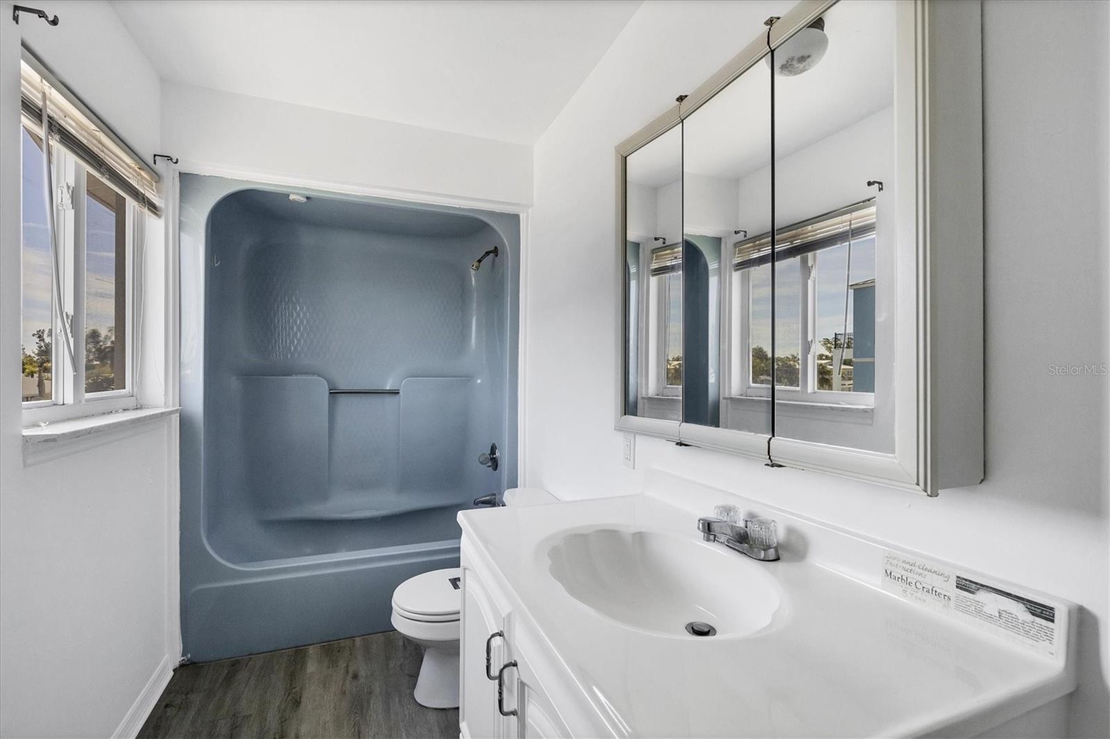 651 JUNGLE QUEEN WAY — photo 36