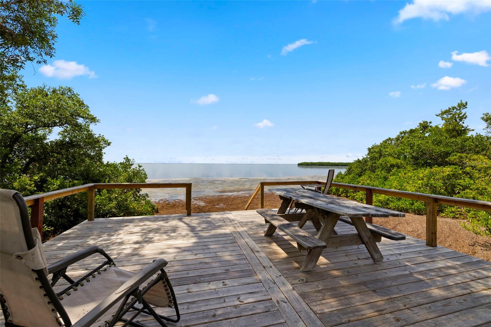 402 TARPON PT — photo 21