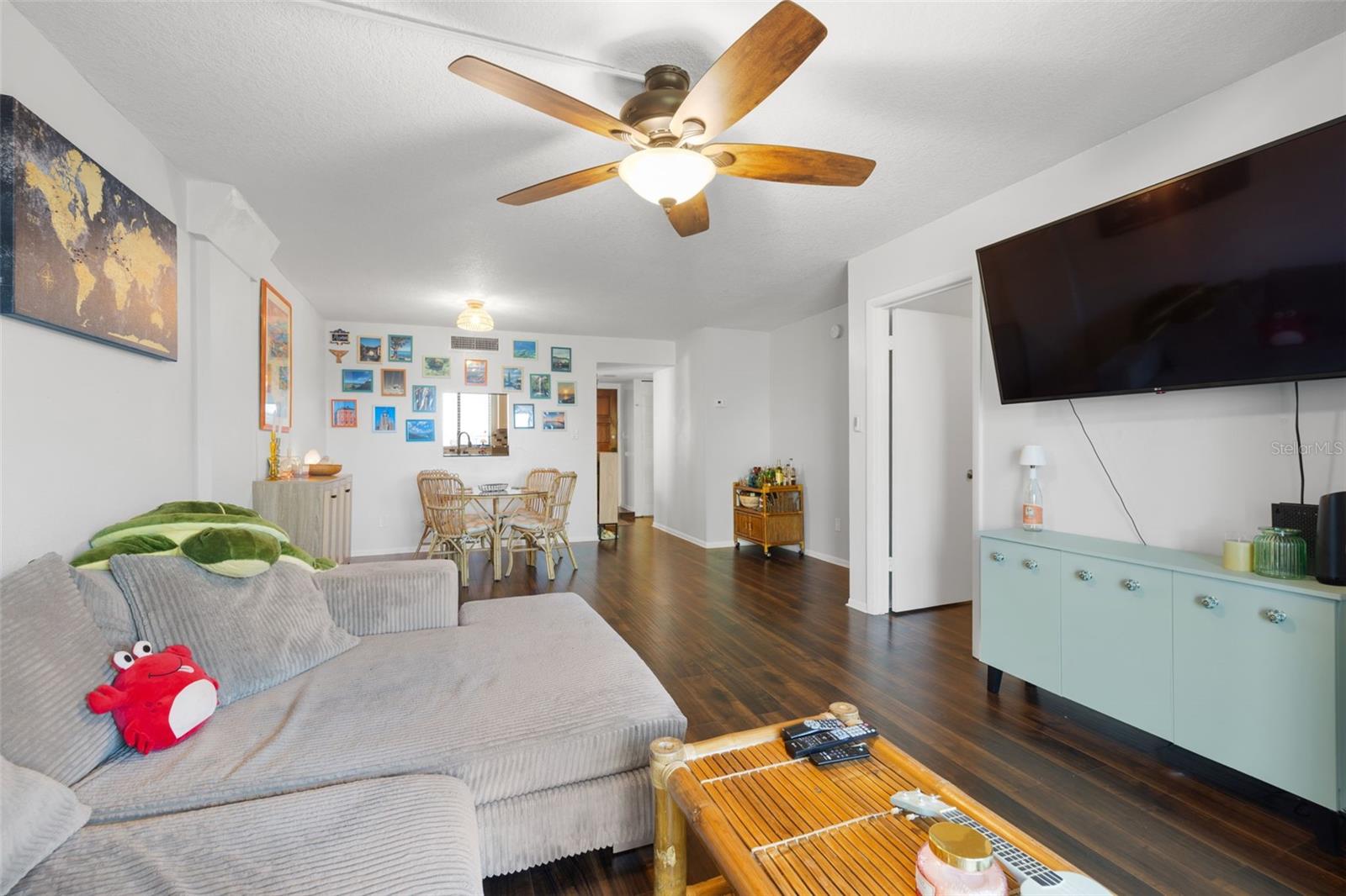 402 TARPON PT — photo 8