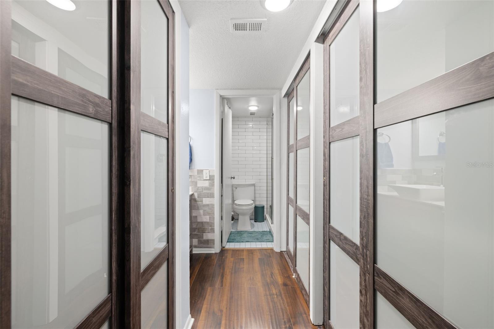 402 TARPON PT — photo 15
