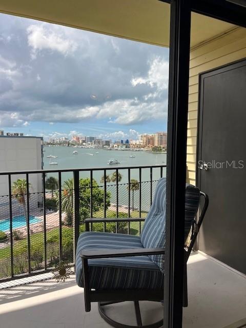 650 ISLAND WAY #708 — photo 21