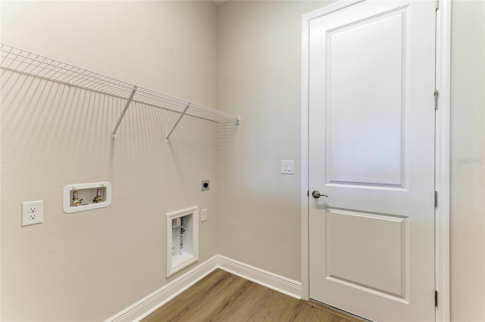 2058 ARCHING BRANCH DR — photo 37