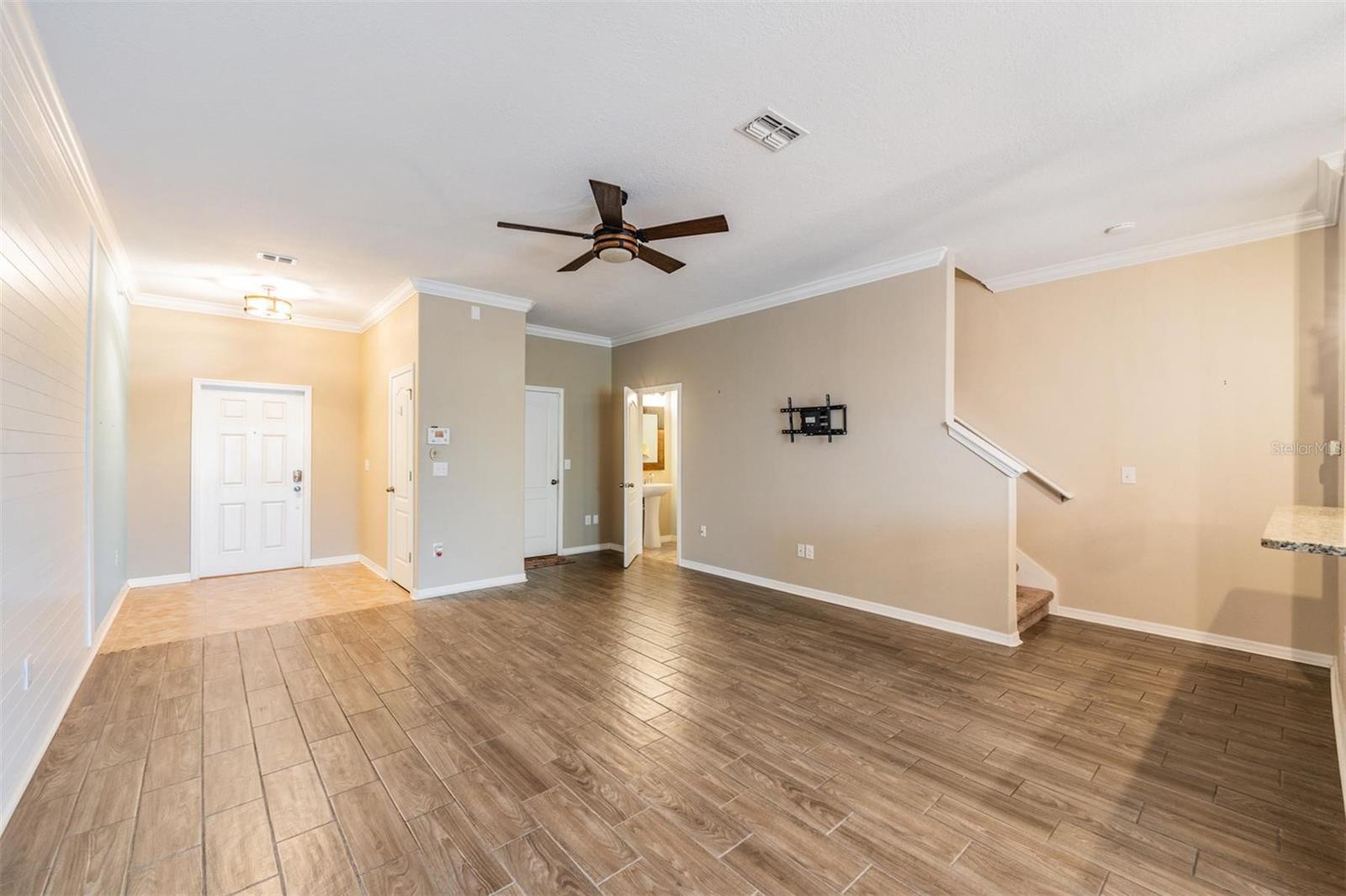 12039 GREENGATE DR — photo 6
