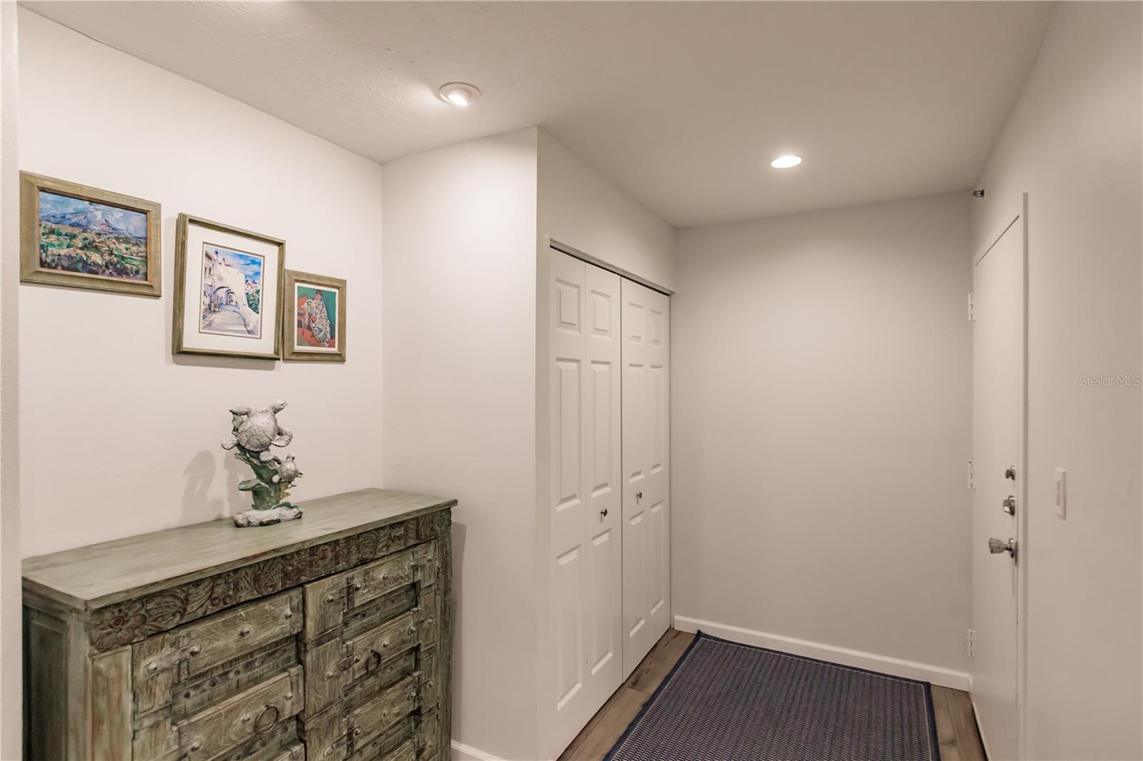 1200 E PEPPERTREE LN #303 — photo 7
