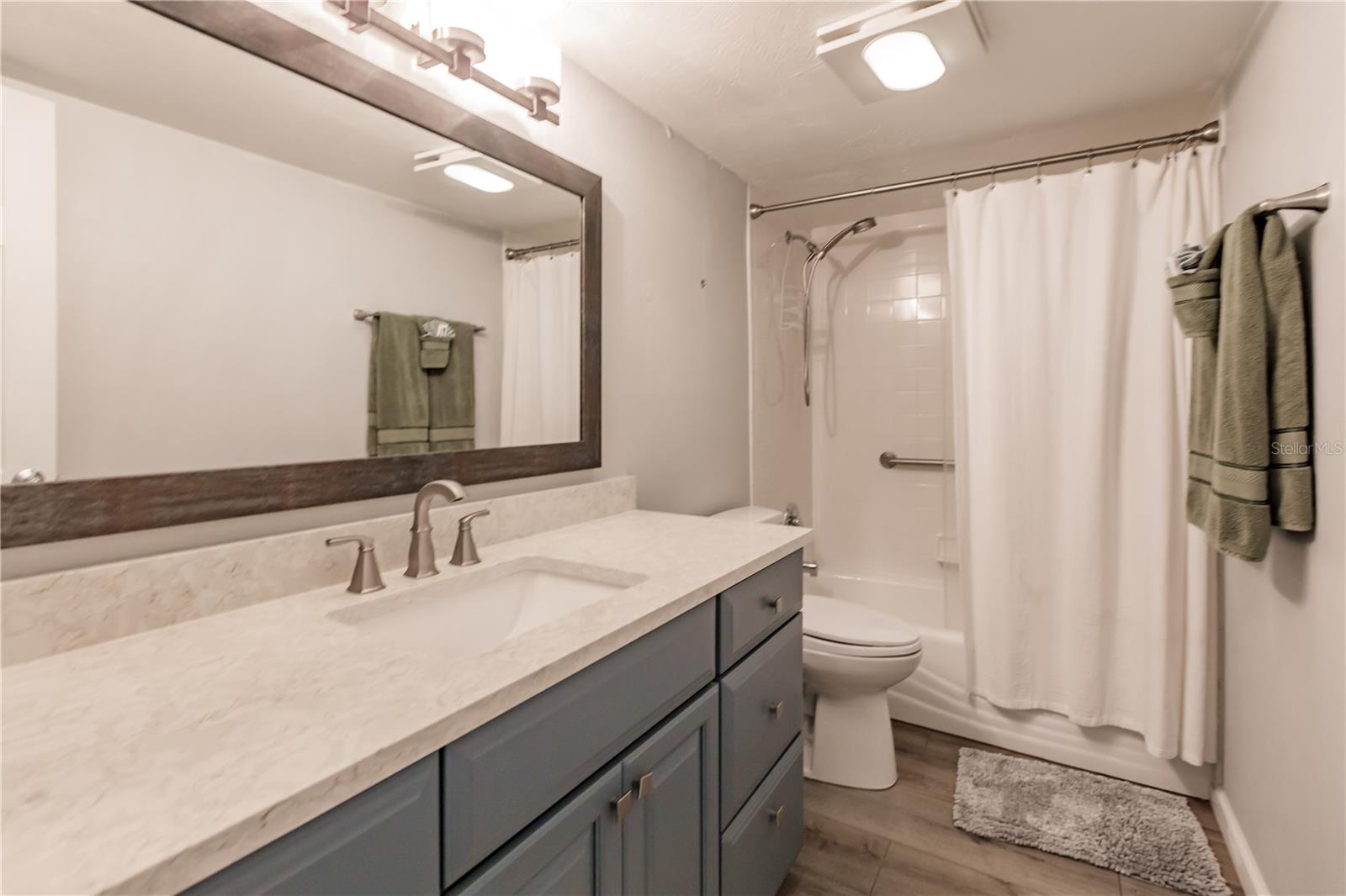 1200 E PEPPERTREE LN #303 — photo 24