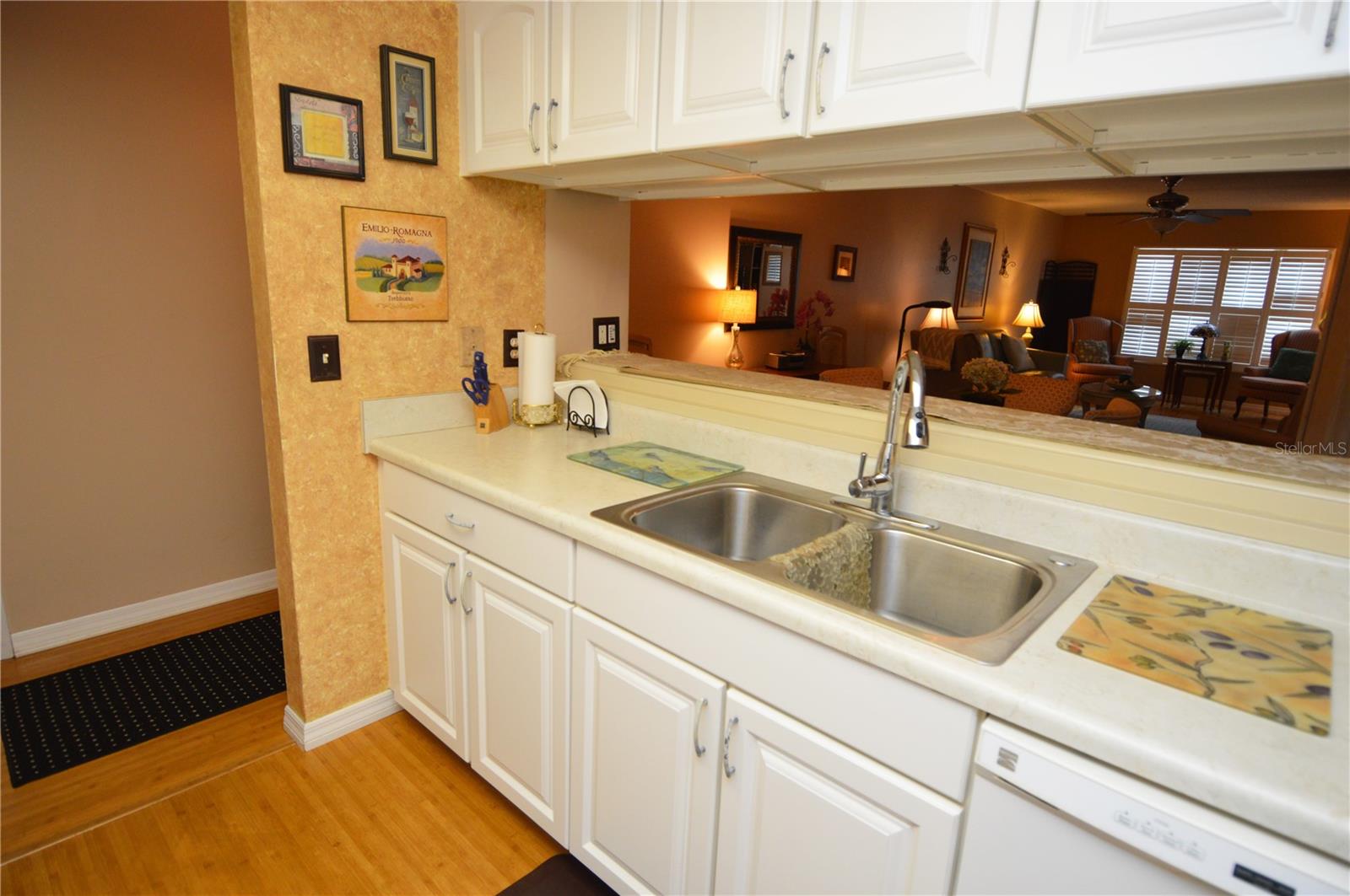 12760 INDIAN ROCKS RD #1110 — photo 10