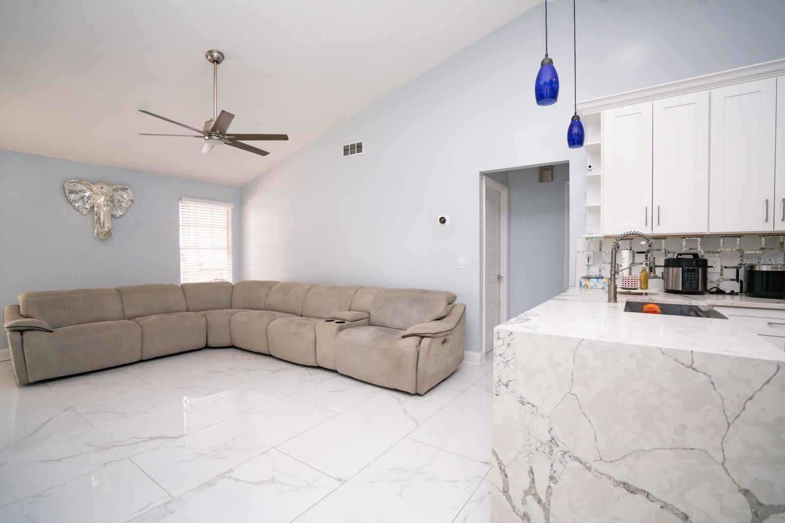 6502 YELLOWHAMMER AVE — photo 7