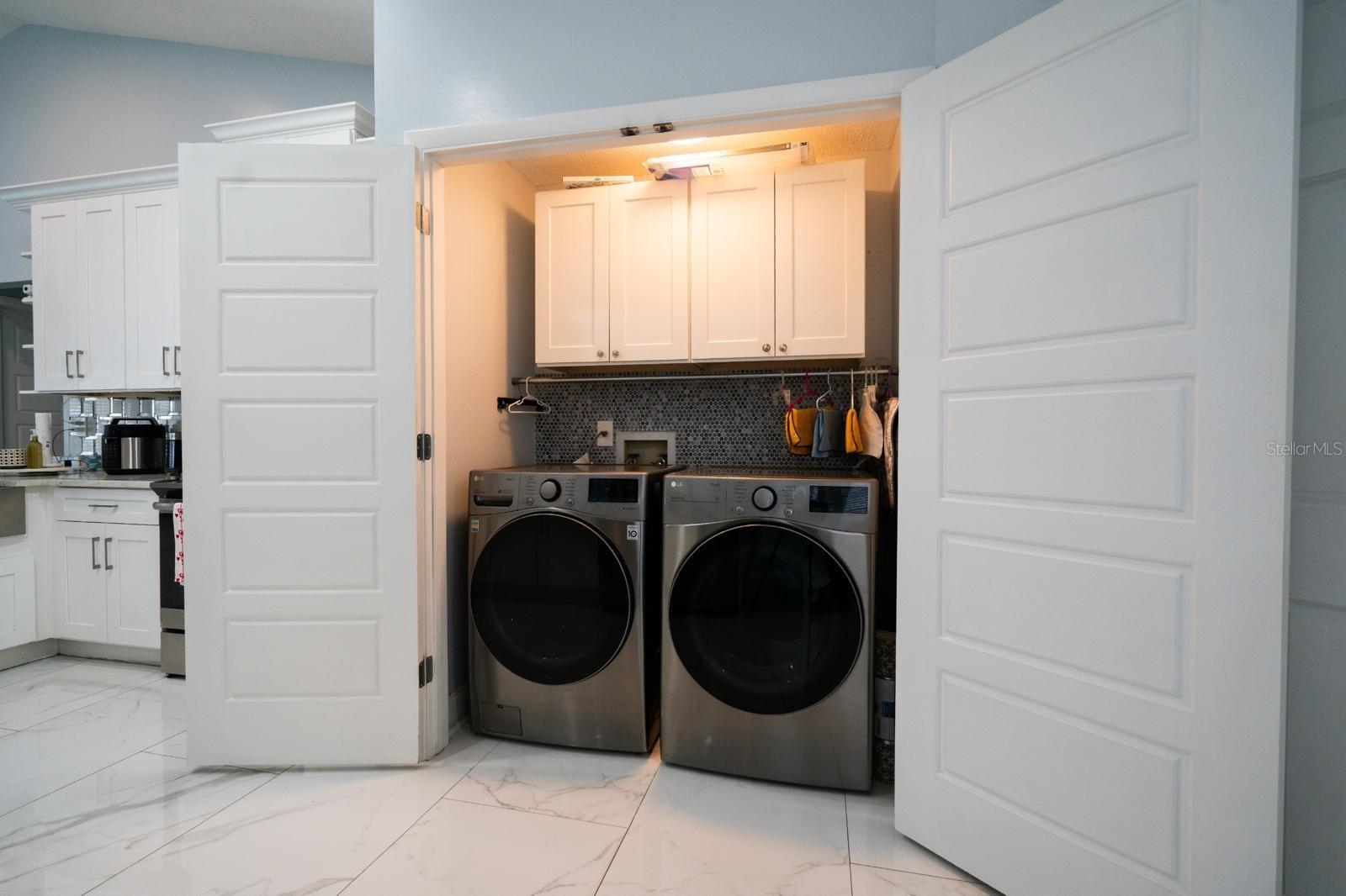 6502 YELLOWHAMMER AVE — photo 29